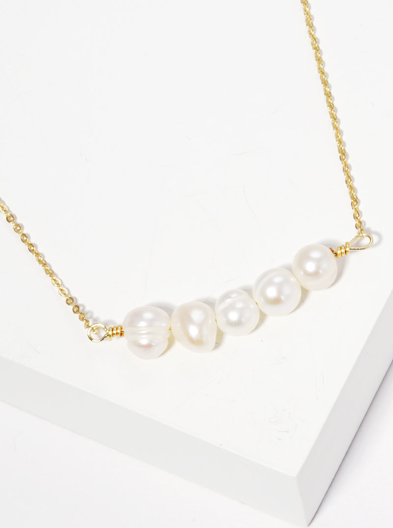 Five Freshwater Pearls Pendant Choker Necklace