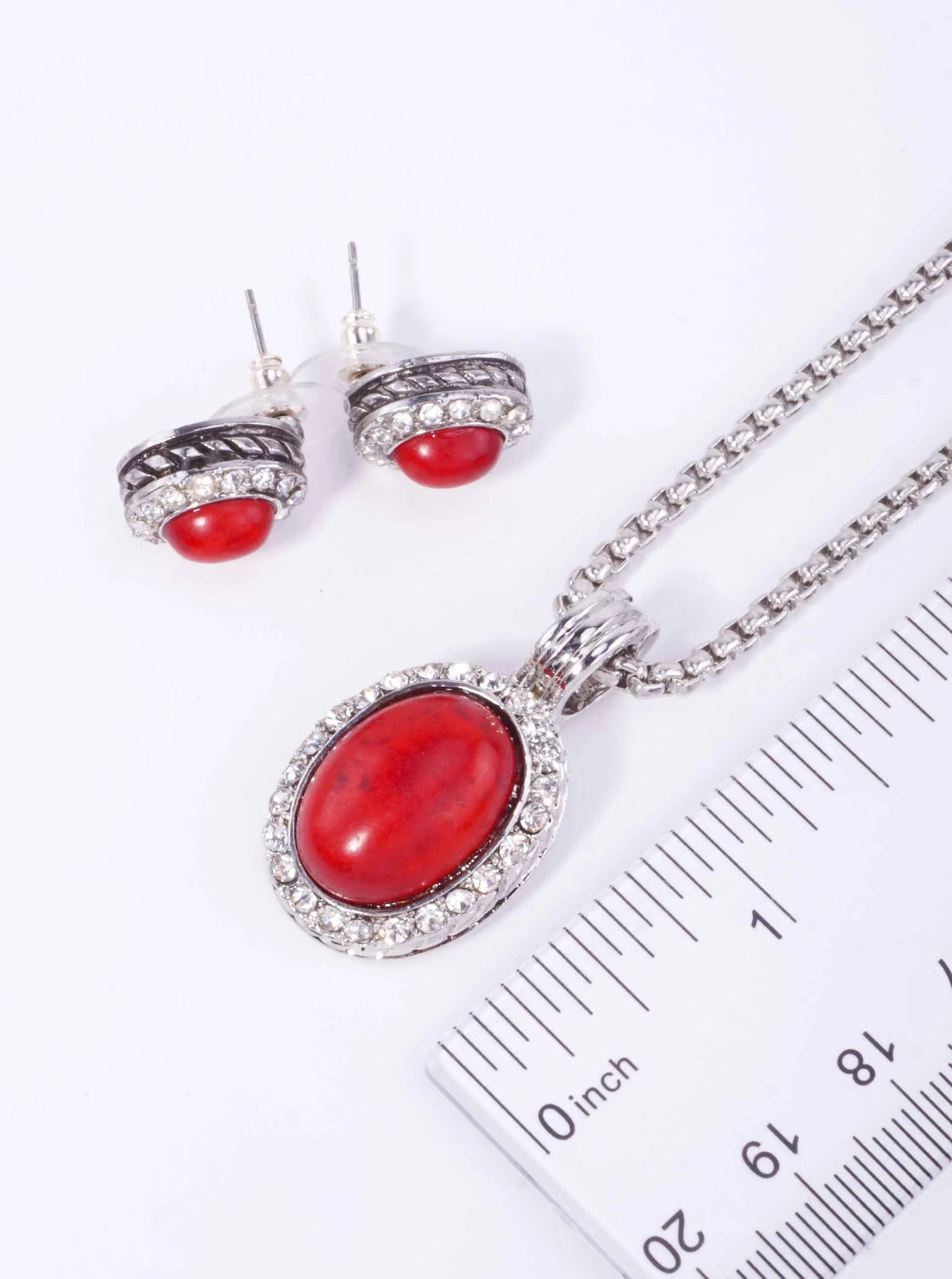 Semiprecious Stone Oval Pendant Necklace Set