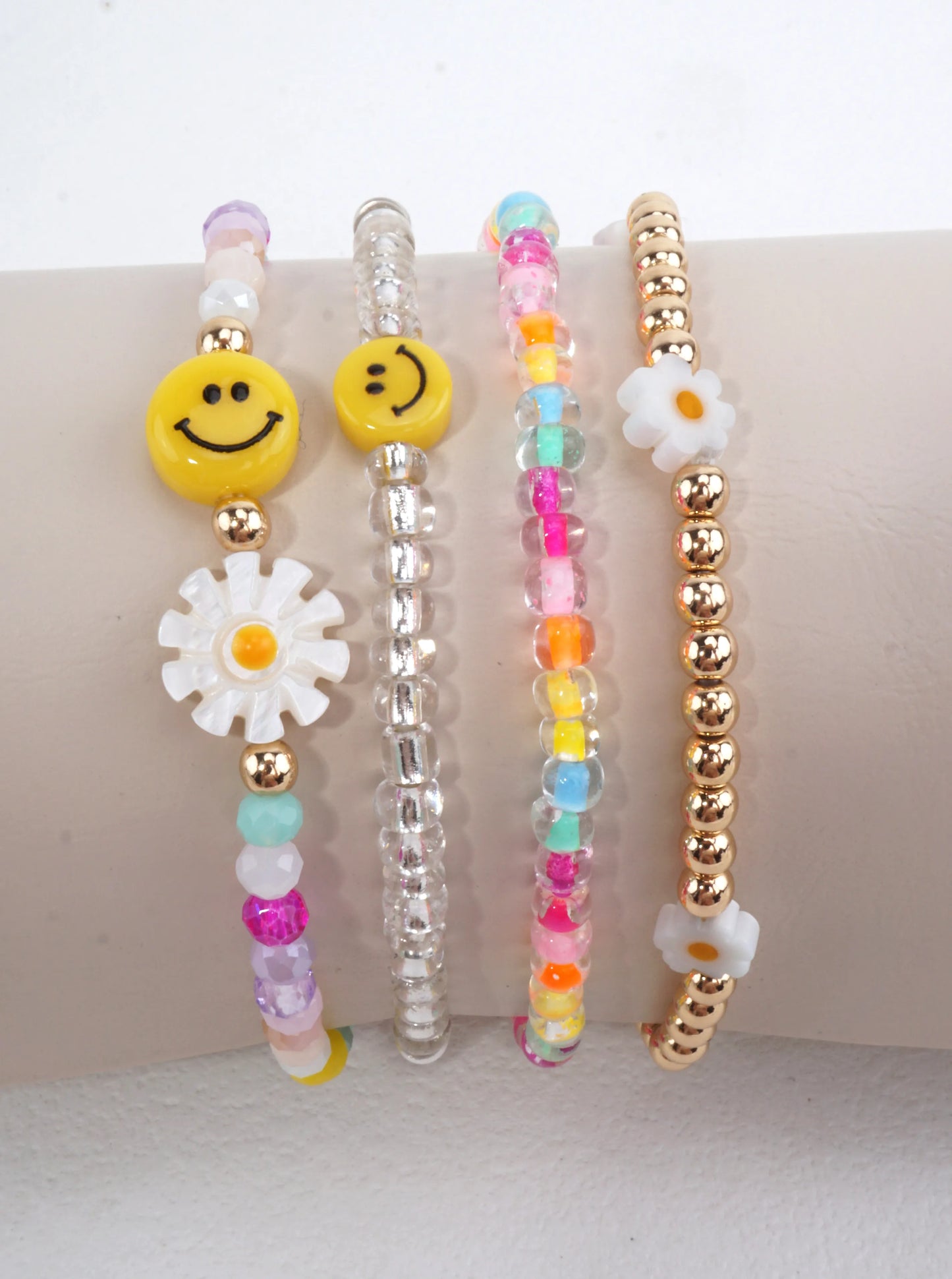 4-PC Colorful Smiley Daisy Resin Stretch Bracelet