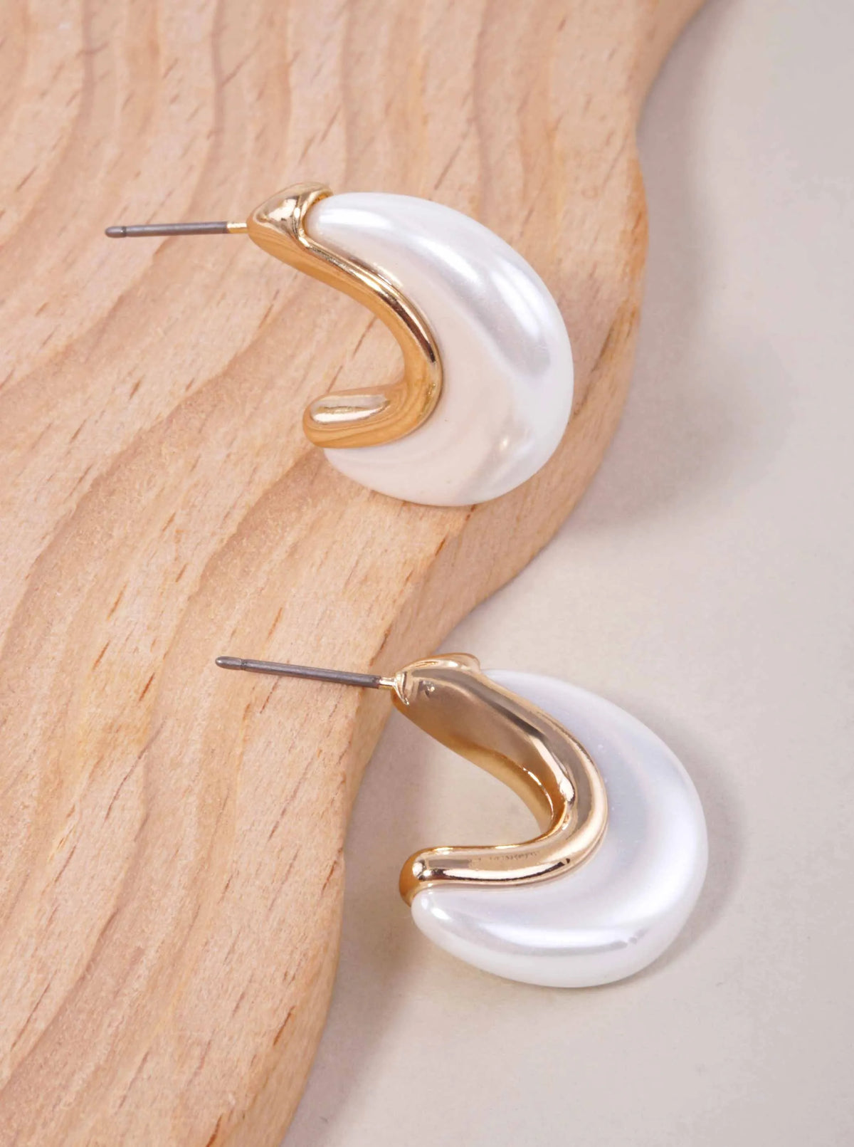 Polished Crescent Geometric Hoop Earrings