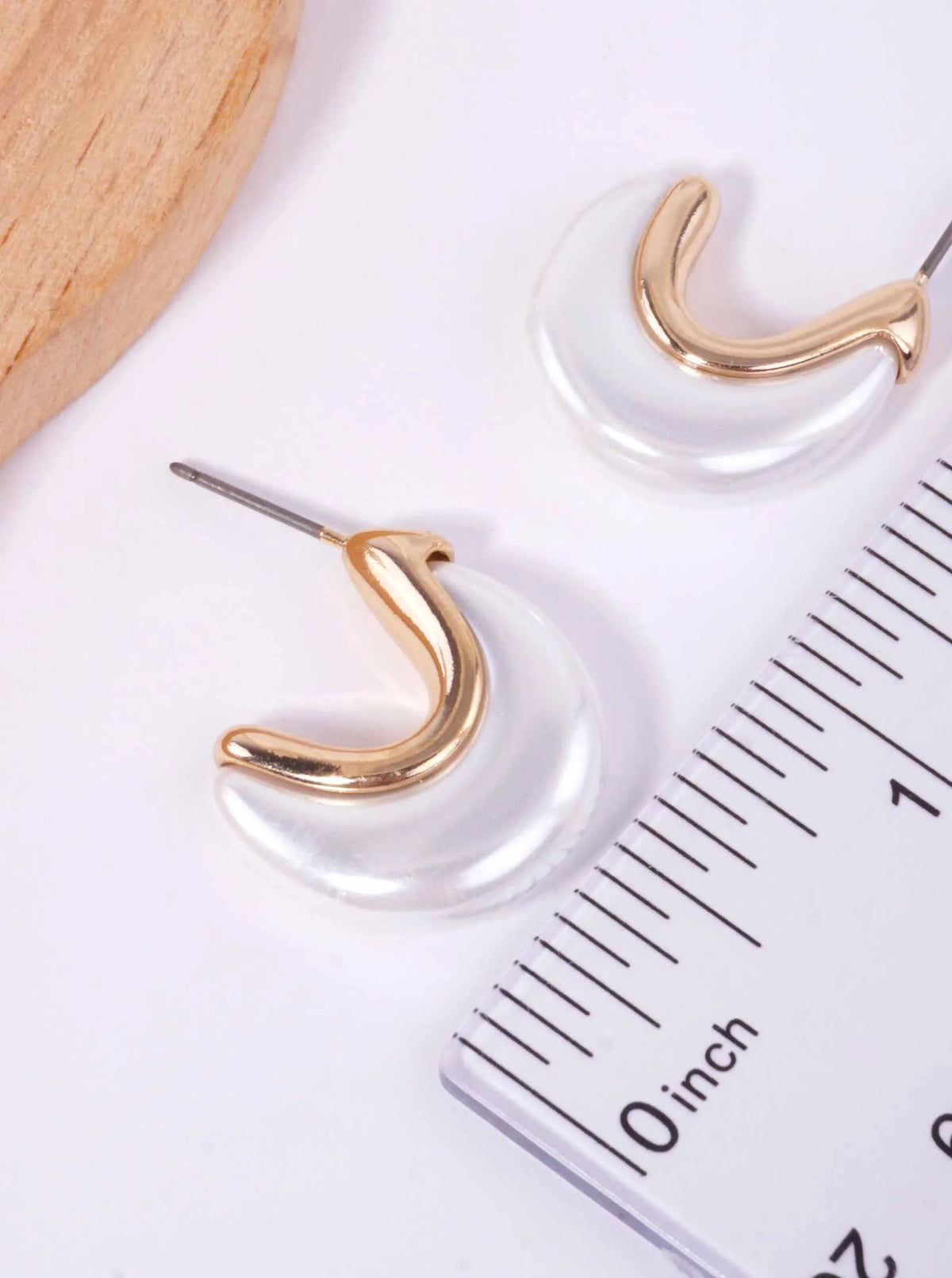 Polished Crescent Geometric Hoop Earrings