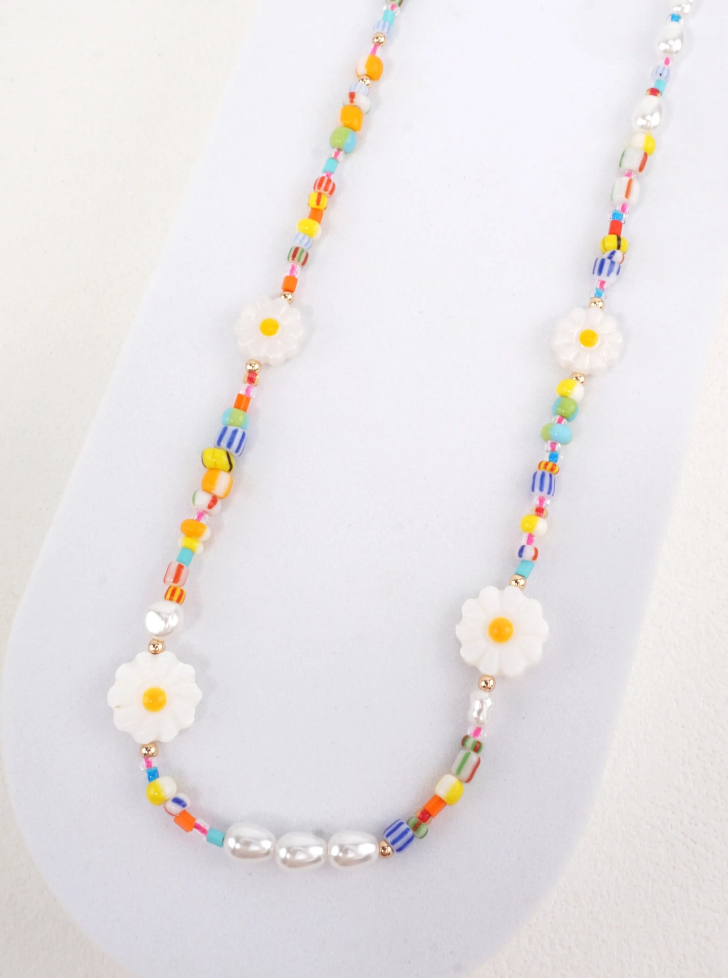 Colorful Daisy Beaded Necklace