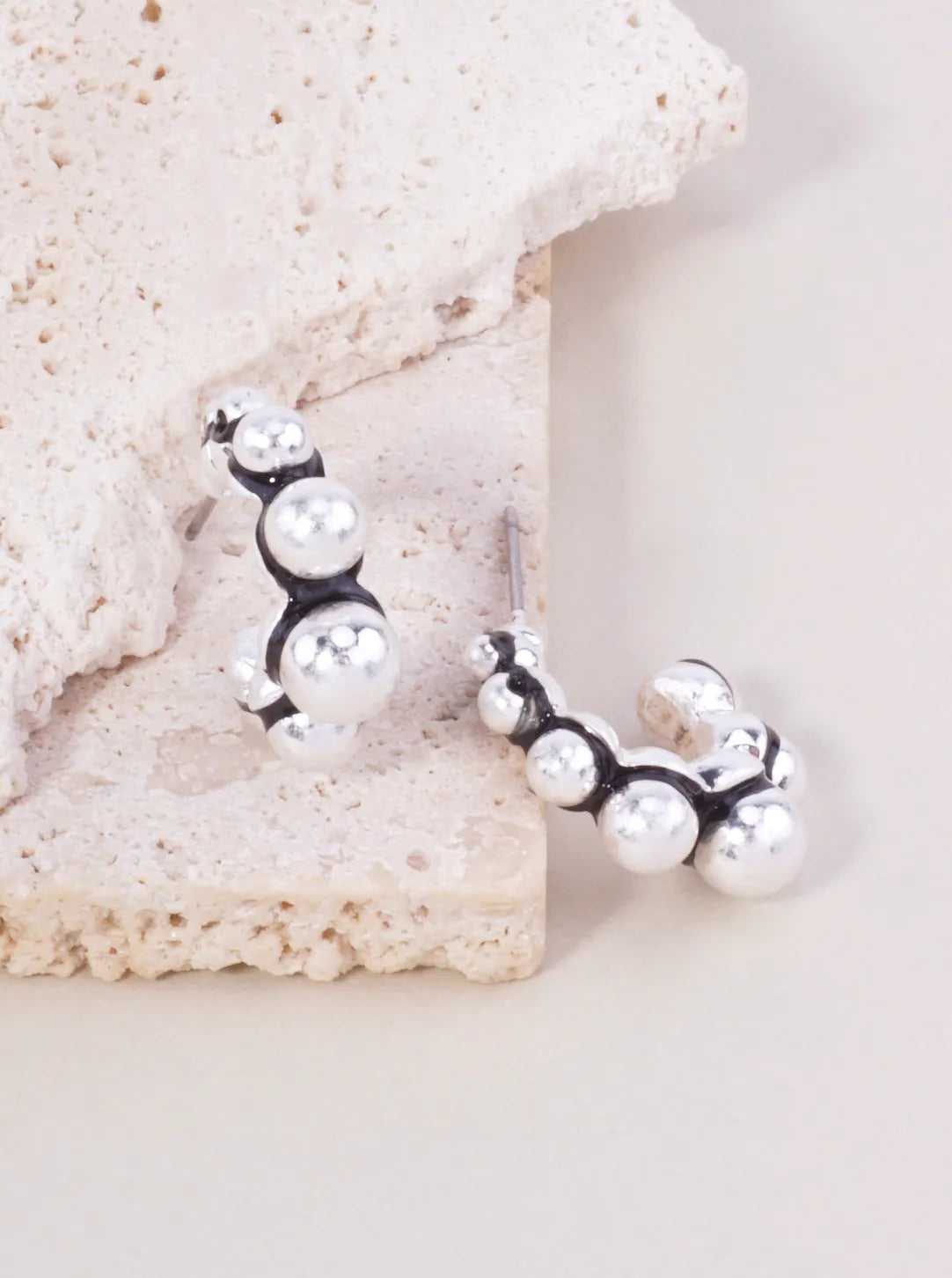 Geometric-Ball-Beaded-Cluster-Hoop-Earrings-149-SE1001-WSB-0-NKQ8QM29070626K0948.jpg