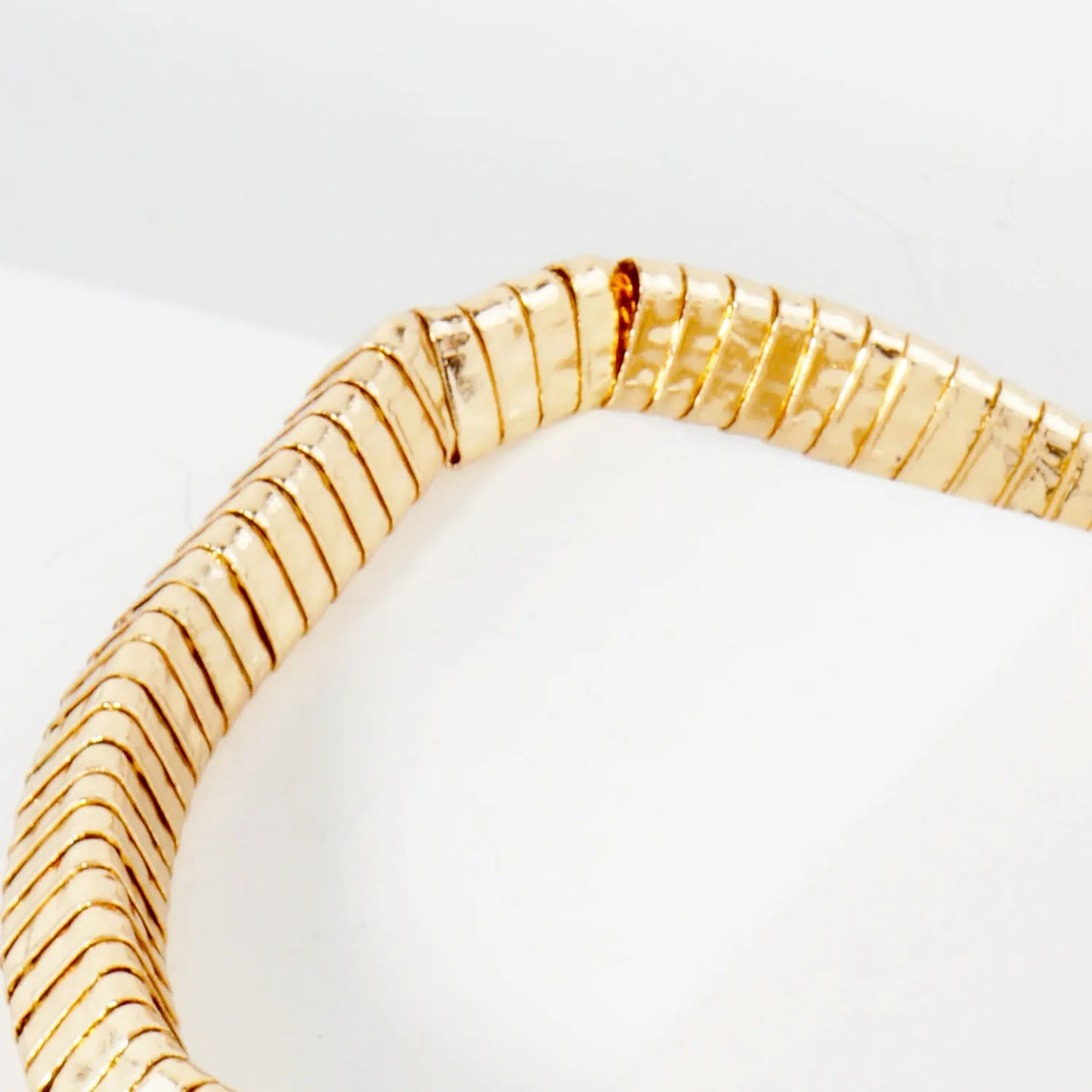 Geometric Hammered-Texture Triangle Metal Stretch Bracelet