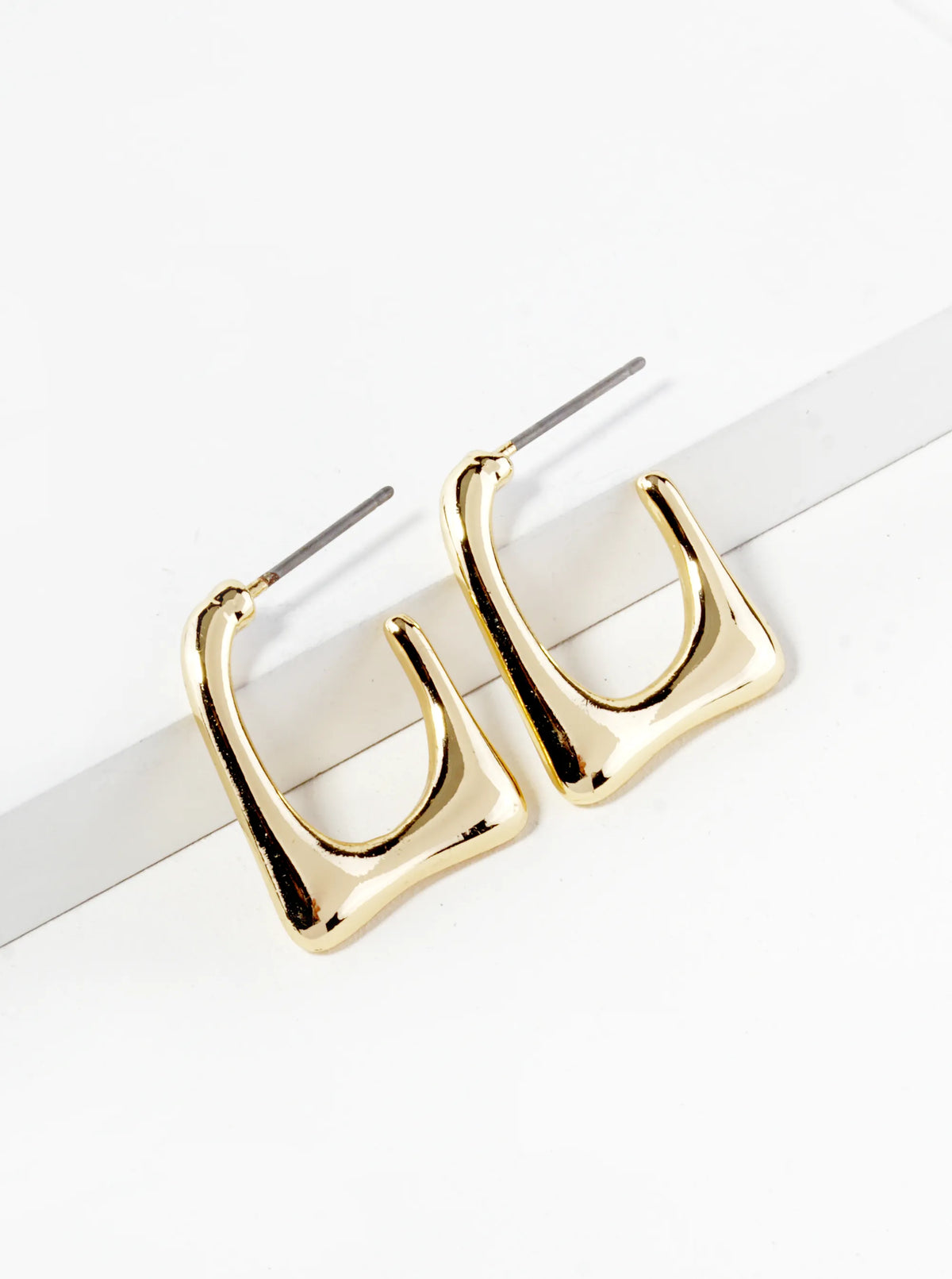 Geometric Rectangular Tapered 20mm Hoop Earrings