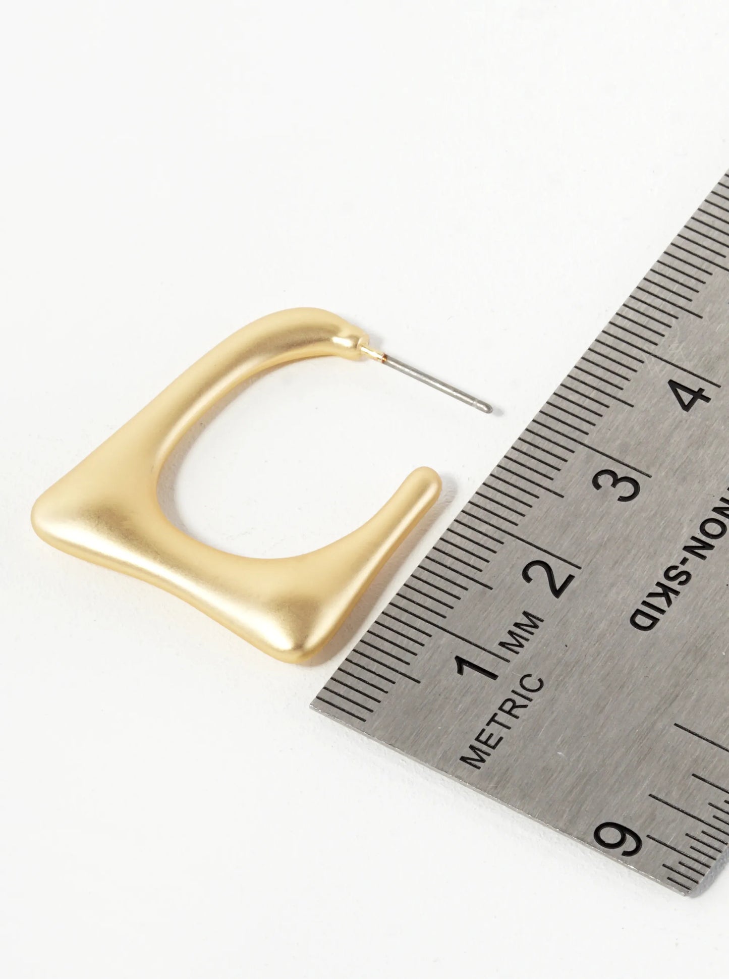 Geometric Rectangular Tapered 30mm Hoop Earrings