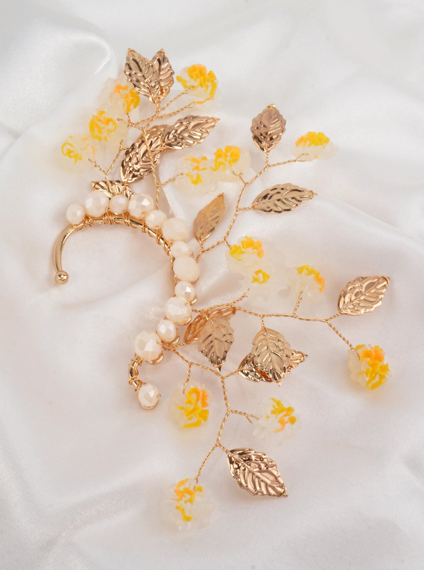 Gold Leaf & Flower Ear Crawler
