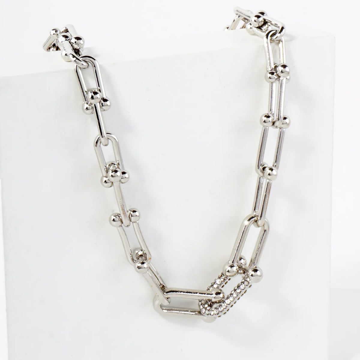 Graduated Horseshoe Chain With Crystal Necklace