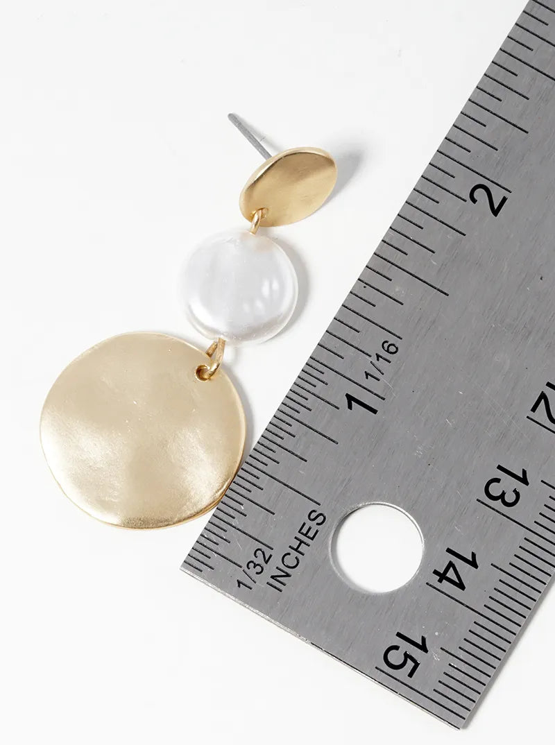 Graduated Three Round Discs And Pearl Drop Dangle Post Earrings