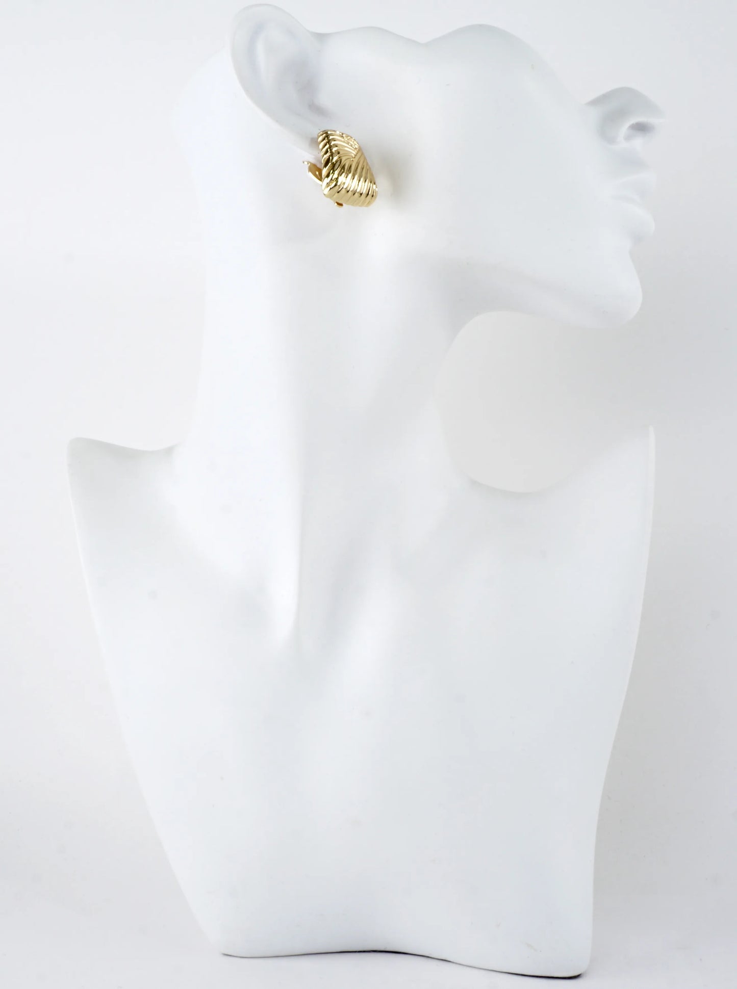 Classic Swirl Trapezoidal Clip-On Earrings