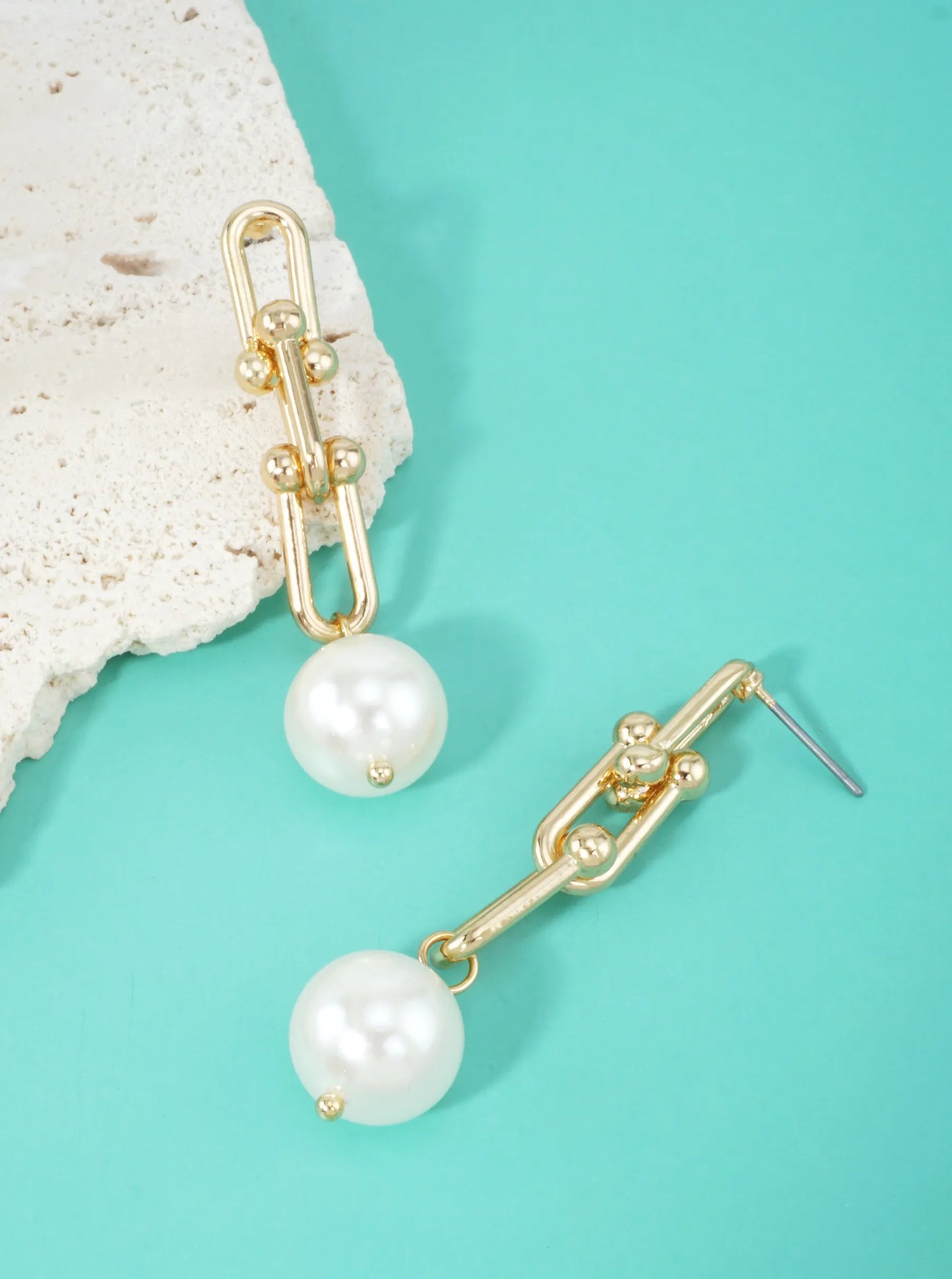 Paperclip Chain Pearl Earrings