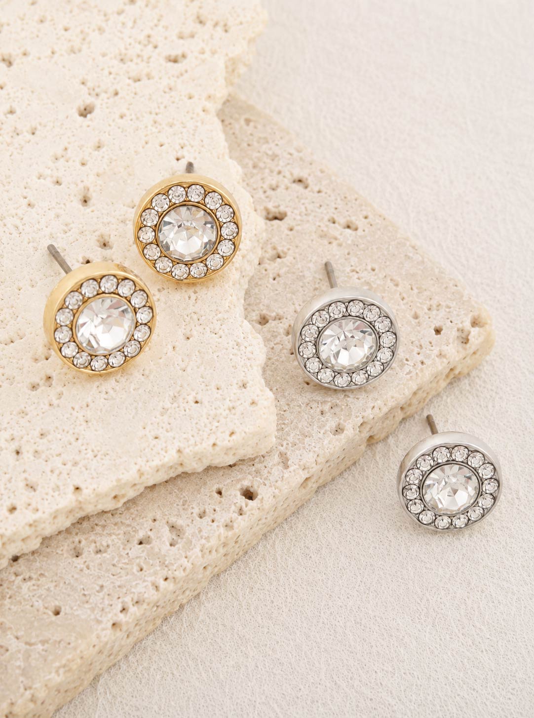 Halo-Rhinestone-Round-Stud-Earrings-149-AE6625-GDCRY-1-OTNRFY06075026K1019.jpg