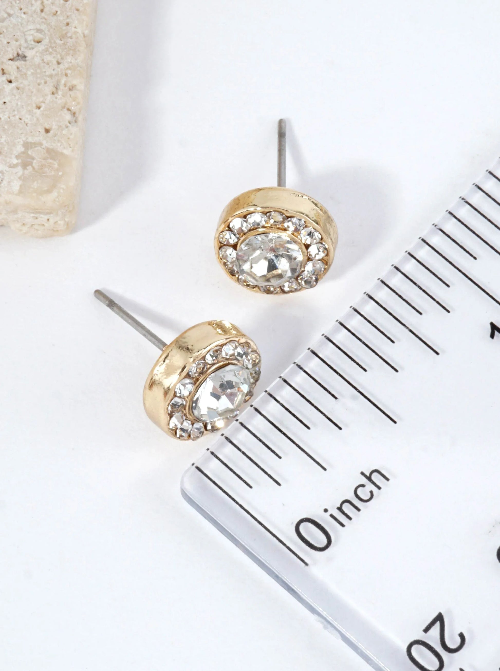 Halo-Rhinestone-Round-Stud-Earrings-149-AE6625-GDCRY-2-JG7S8Q06075026K1019.jpg