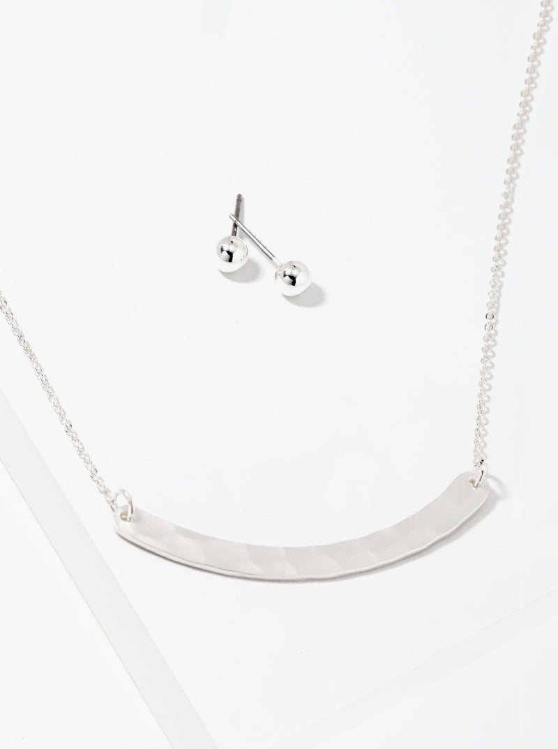Hammered Brass Curved Bar Pendant Necklace