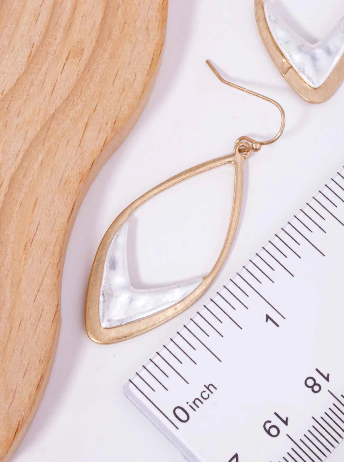 Hammered-Chevron-Marquise-Matte-Hook-Drop-Earrings-33-HE2407-WGWS-1-M8ADOU14091526K1208.jpg