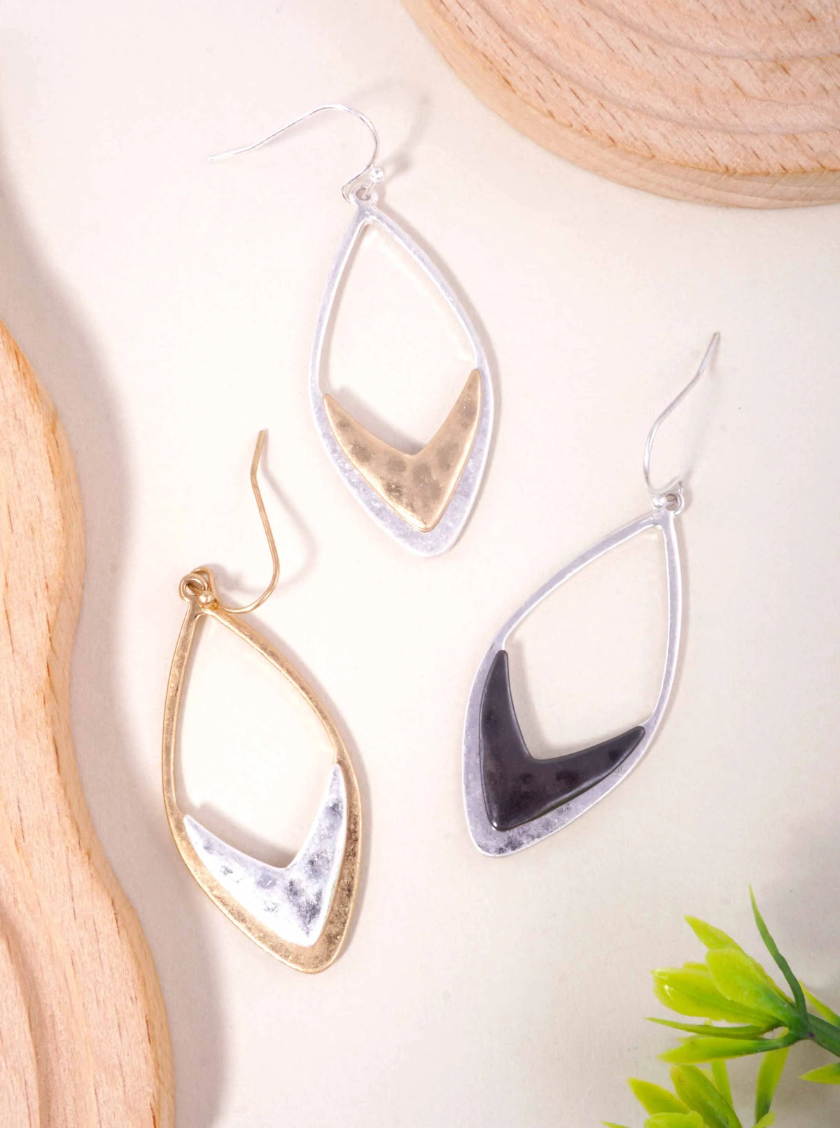 Hammered-Chevron-Marquise-Matte-Hook-Drop-Earrings-33-HE2407-WGWS-2-T4CH8214091526K1208.jpg