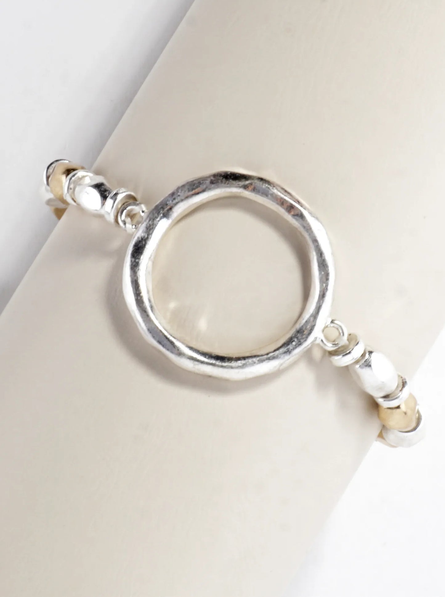 Hammered Circle Round Stretch Bracelet