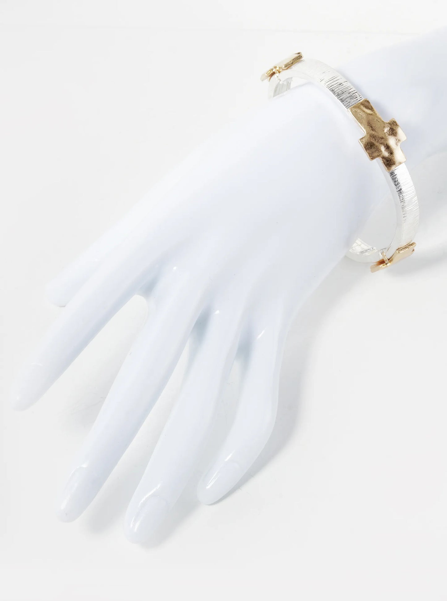 Hammered Cross Cast Brushed Metal Stretch Bracelet