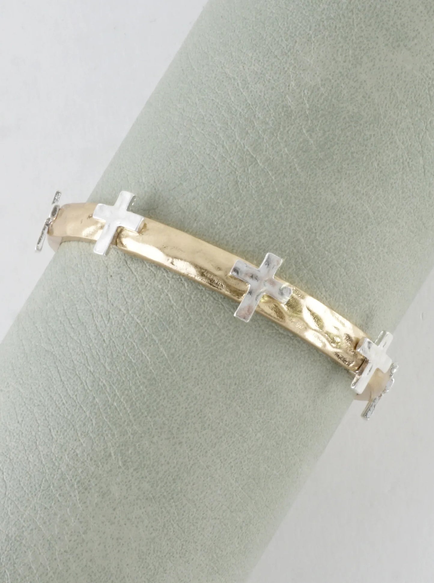 Hammered Cross Stretch Bangle Bracelet