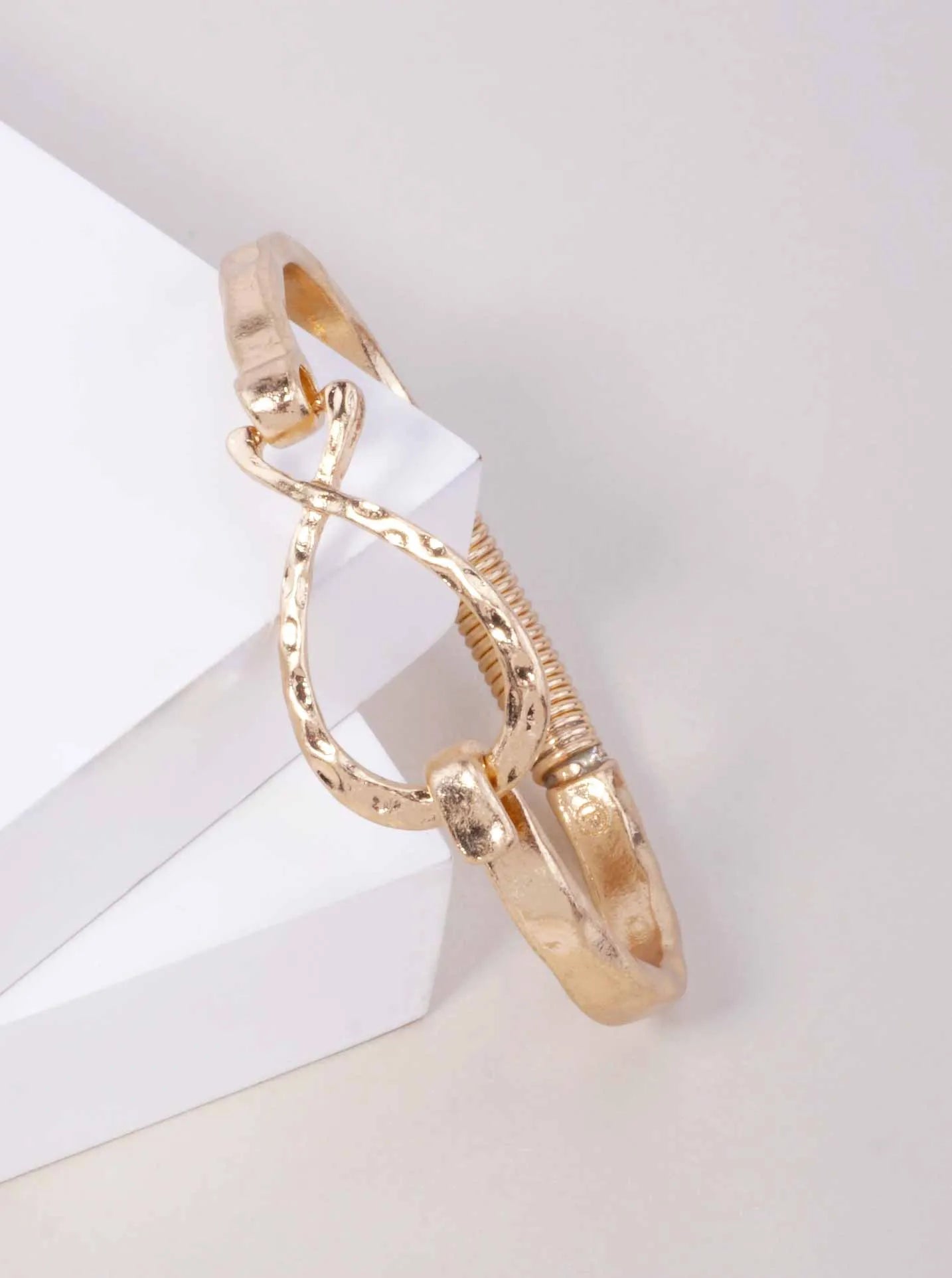 Hammered-Infinity-Cuff-Hook-Closure-Bracelet-33-AYBQ005-WG-0-1EEPJY05085126K1020.jpg