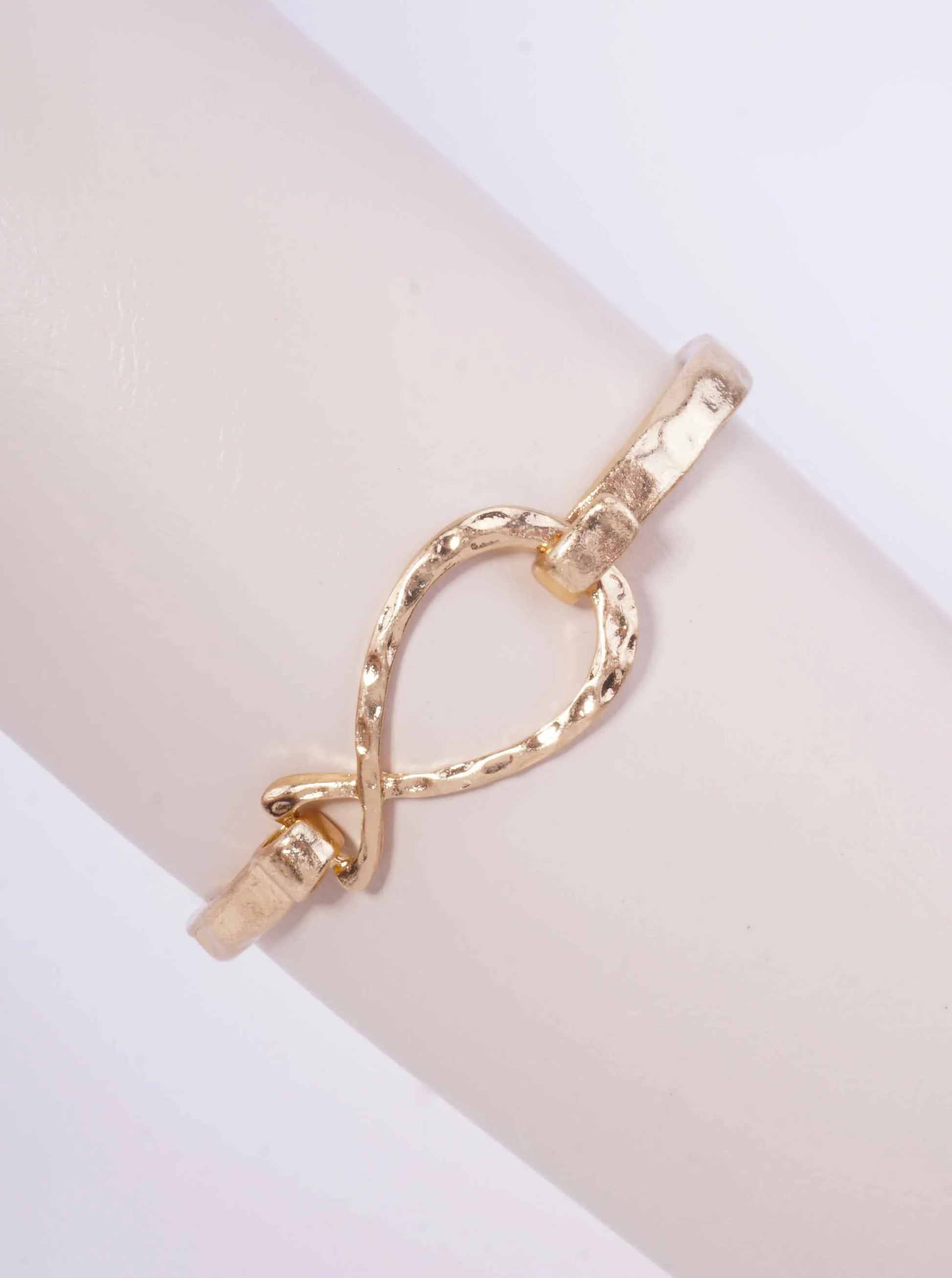Hammered-Infinity-Cuff-Hook-Closure-Bracelet-33-AYBQ005-WG-1-ZN21LQ05085126K1020.jpg