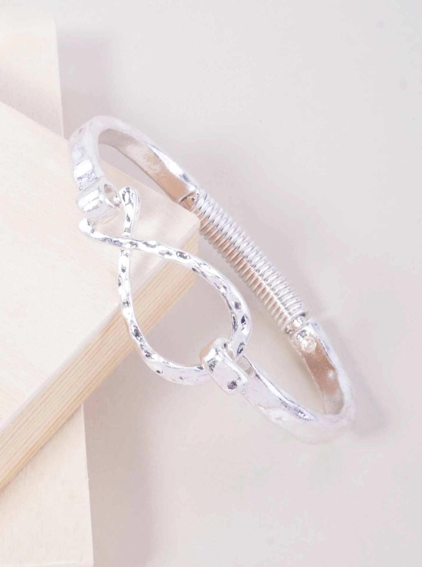 Hammered-Infinity-Cuff-Hook-Closure-Bracelet-33-AYBQ005-WS-0-J9352H05085126K1020.jpg