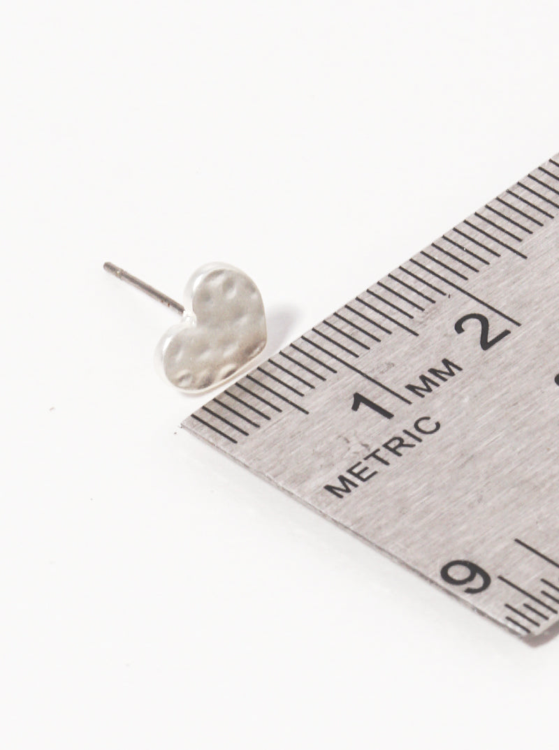 Hammered Metal Dainty Heart Stud Earrings