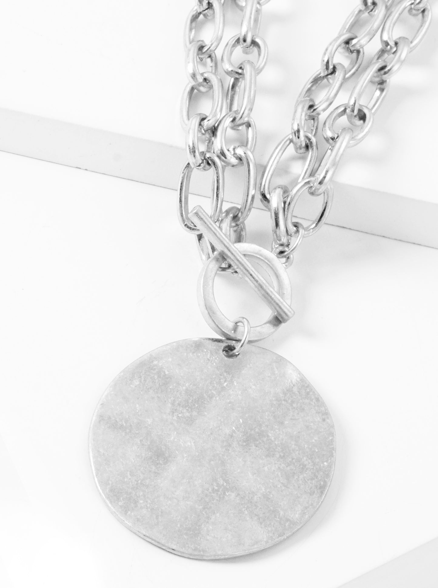 Hammered Metal Disc Pendant Toggle Closure Set With Earrings Chunky Chain Necklace