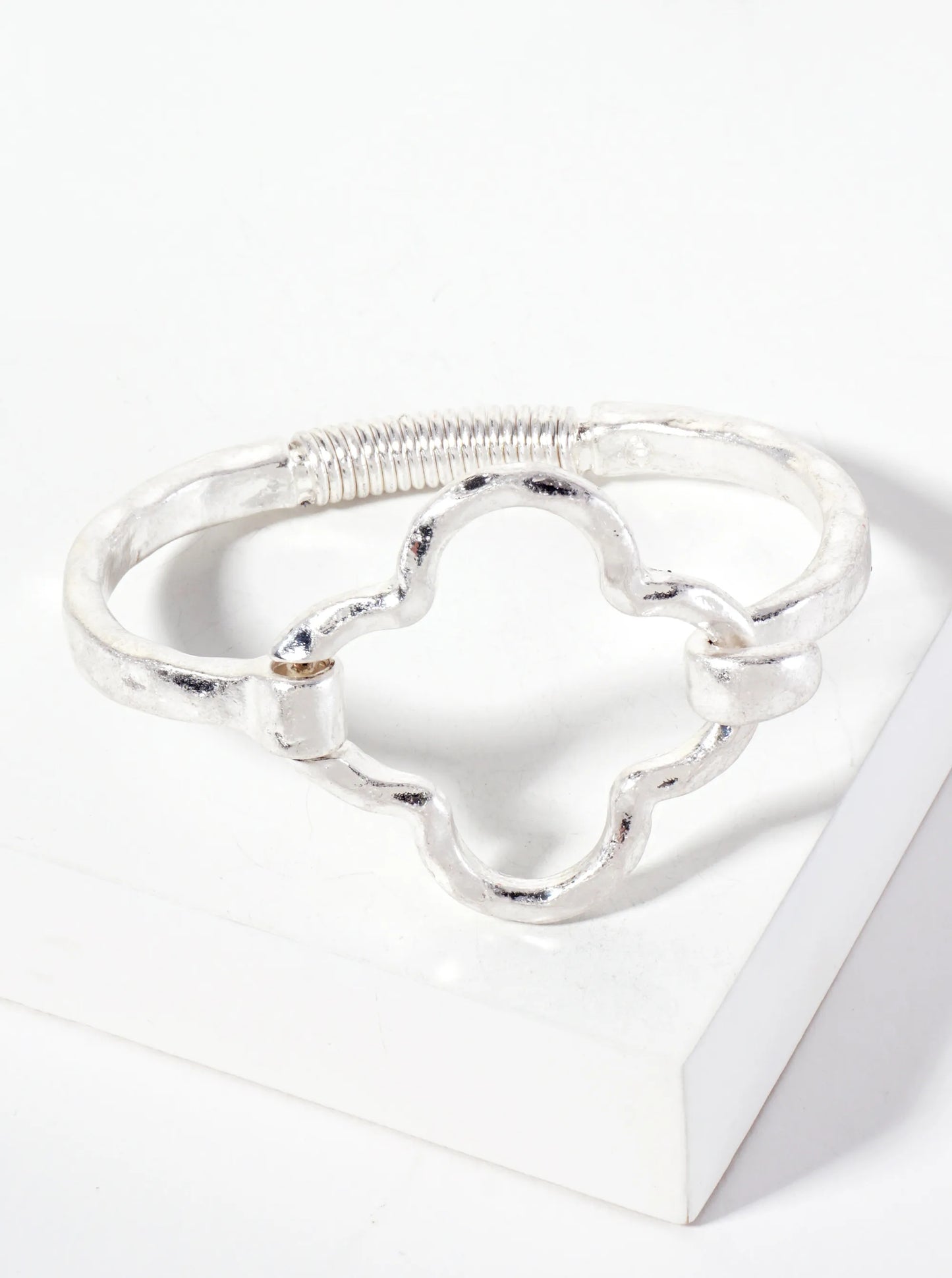 Hammered Metal Quatrefoil Hook Clasp Hinged Bracelet