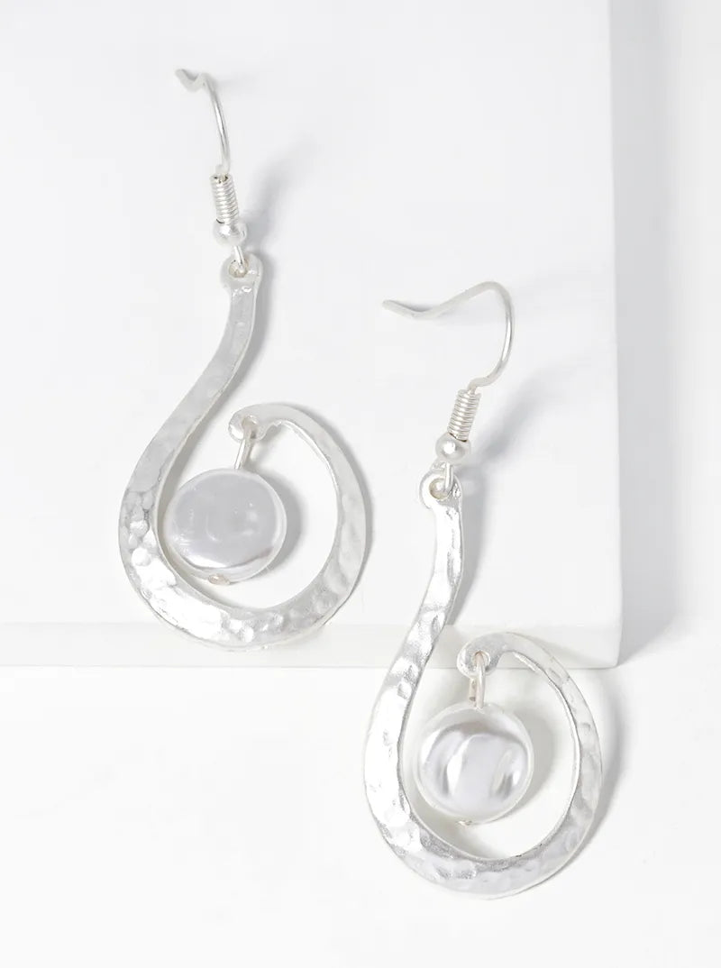 Hammered Metal Teardrop With Pearl Dangle Drop Earrings