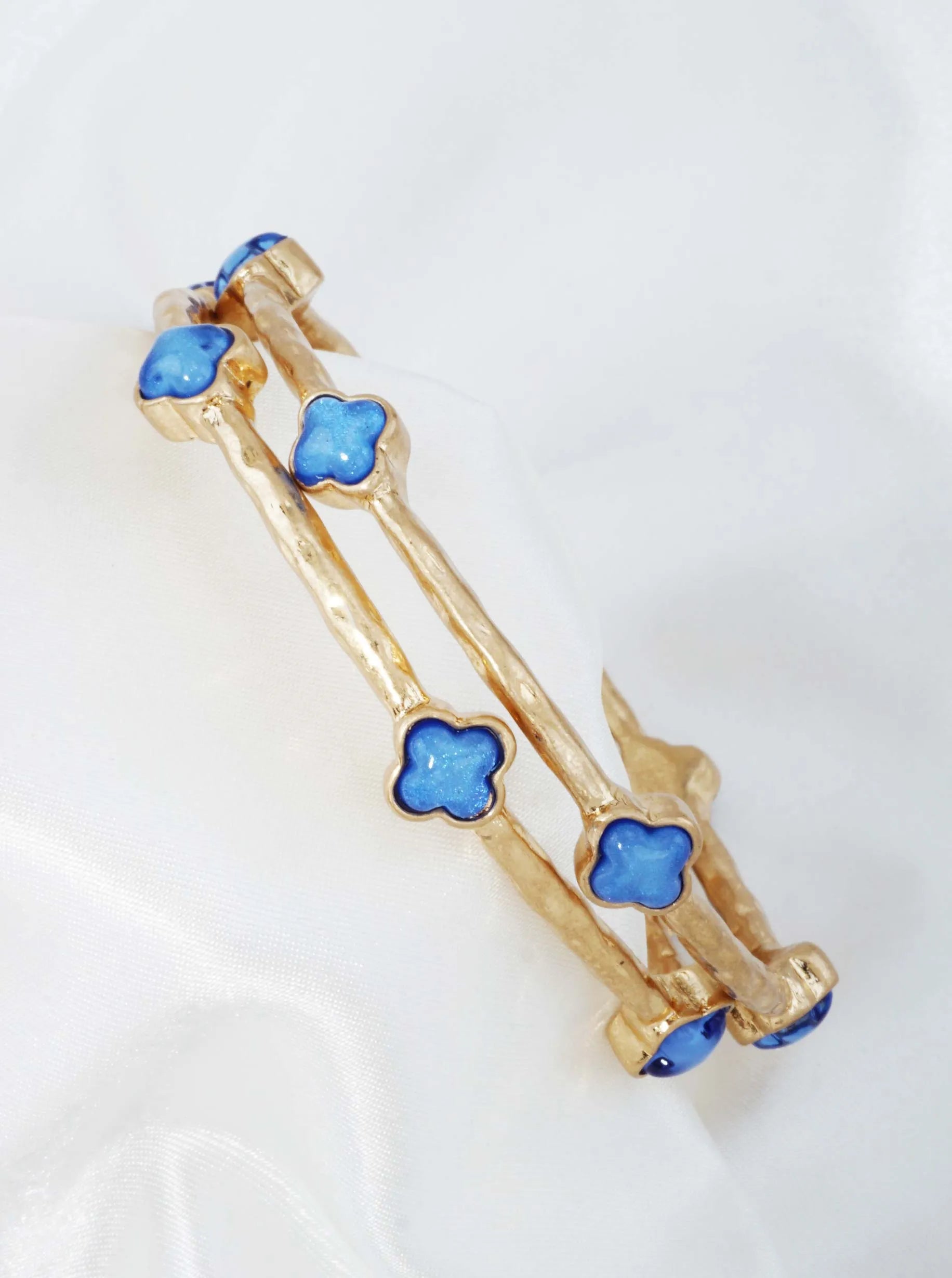 Hammered-Quatrefoil-Stone-Bangle-Bracelet-33-JB2522-WGBL-0-Y8ACQG08072626K1026.jpg