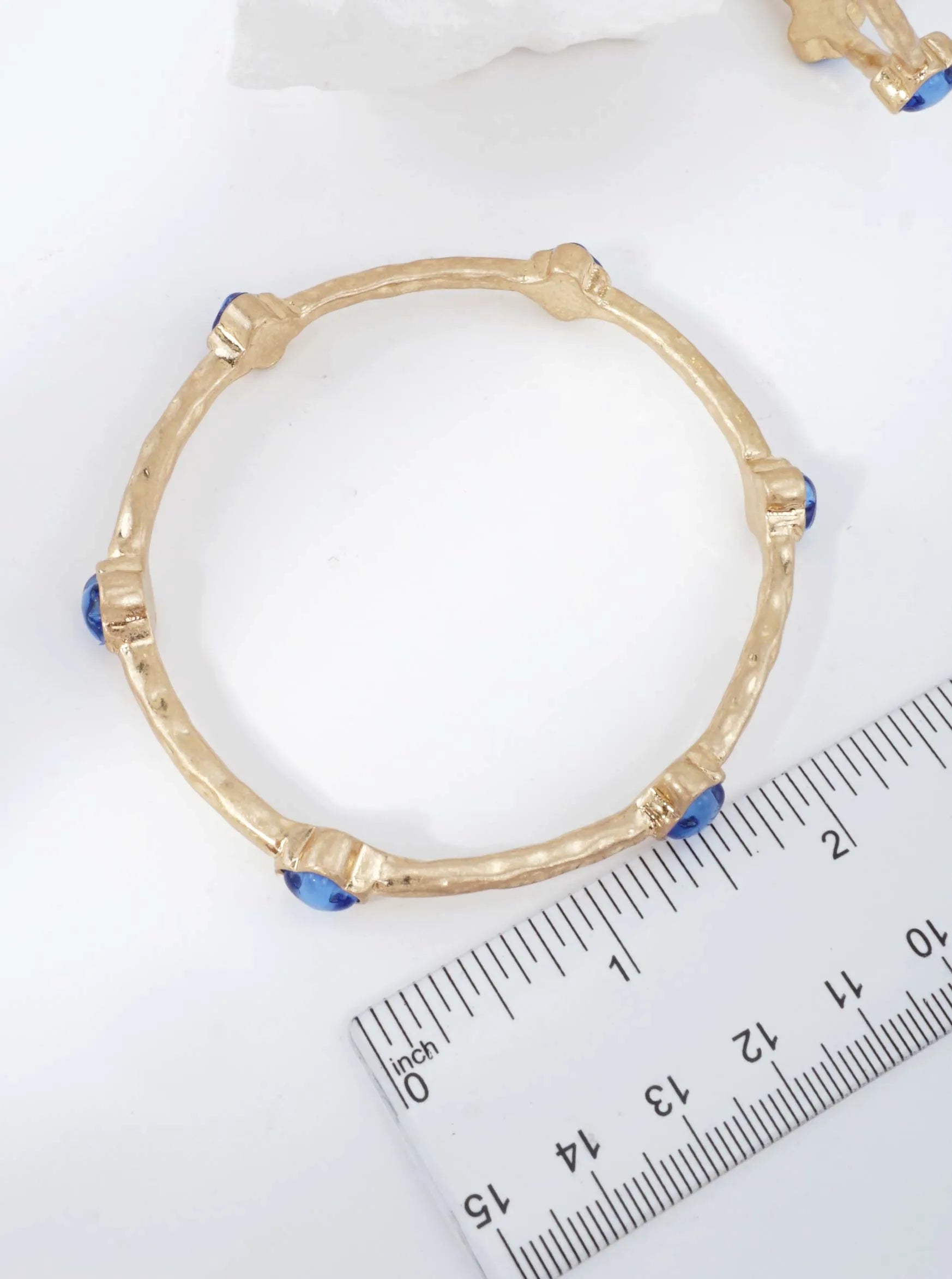 Hammered-Quatrefoil-Stone-Bangle-Bracelet-33-JB2522-WGBL-1-FFR5LO08072626K1026.jpg