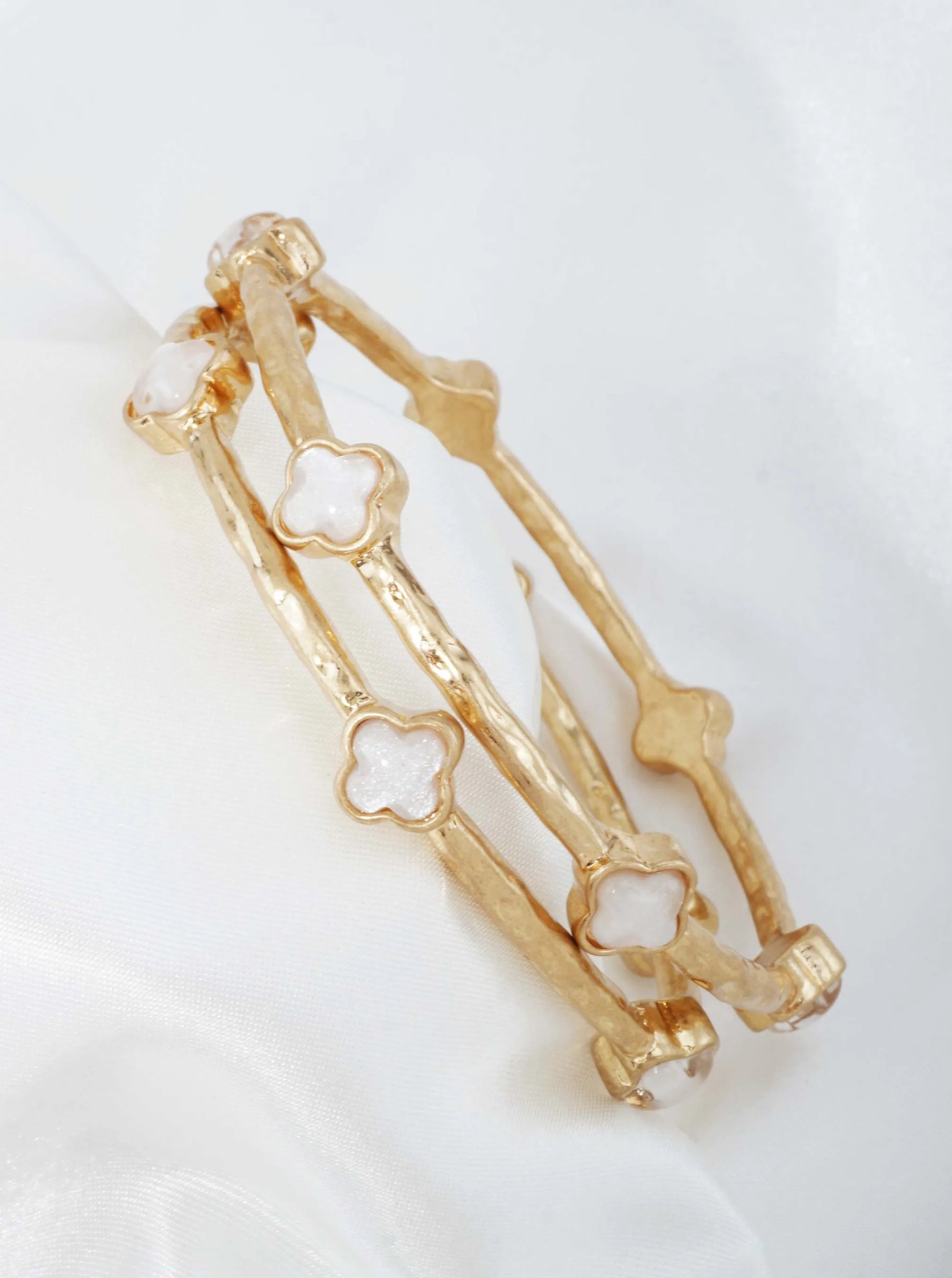 Hammered-Quatrefoil-Stone-Bangle-Bracelet-33-JB2522-WGWH-0-7UKBVY08072626K1026.jpg