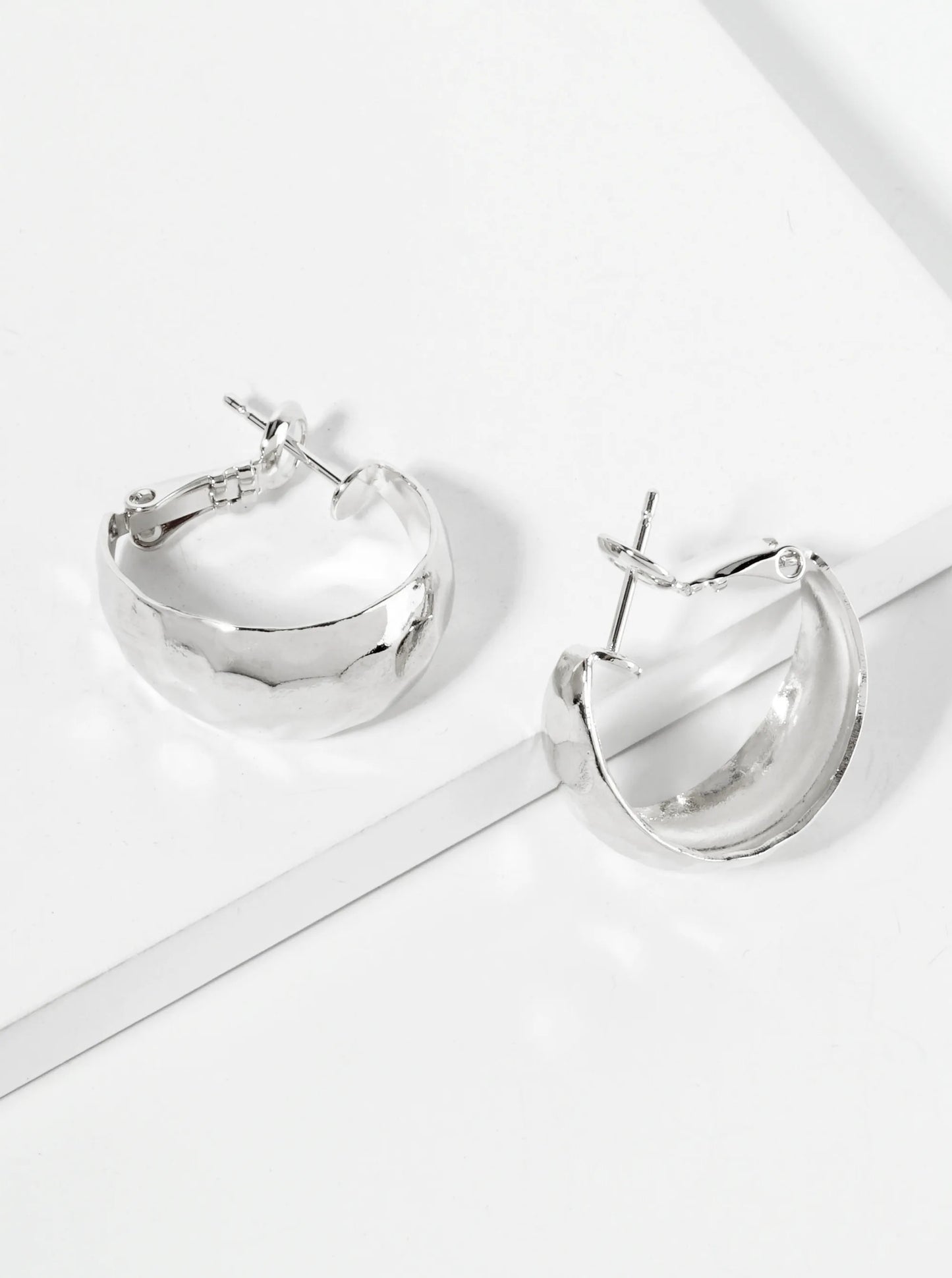 Hammered-Texture 14K-Gold-Dipped 20mm Tapered Latch-Back Hoop Earrings