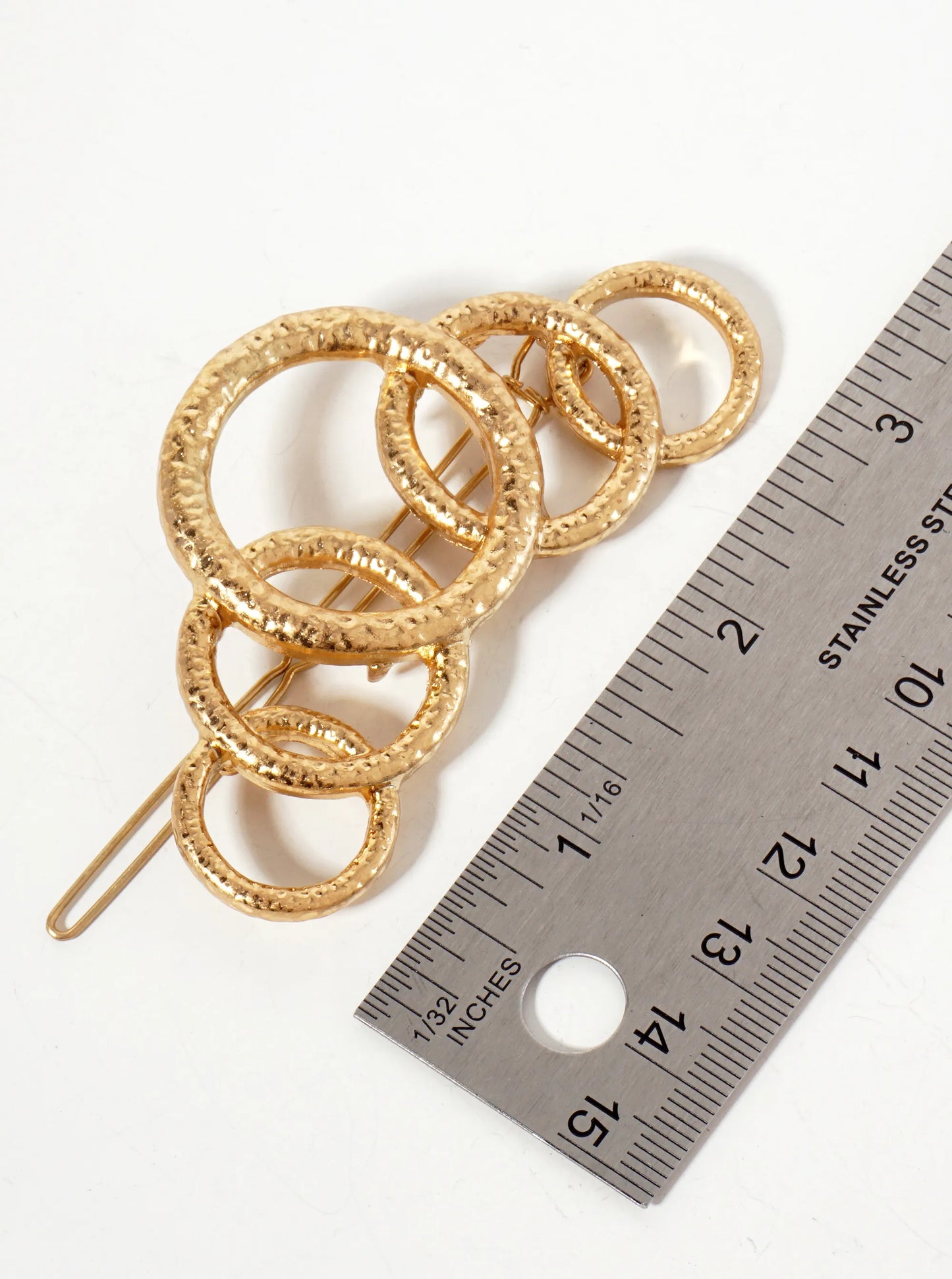 Hammered-Texture Graduated Overlapping Circles Metal Casting Hair-Pin