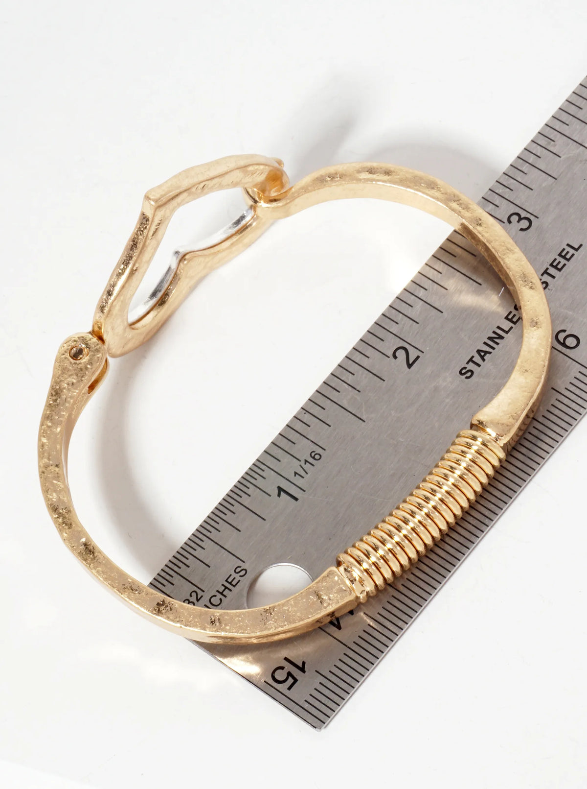 Hammered-Texture Metal Dual-Tone Heart-Shaped Hook-Clasp Hinged Bracelet