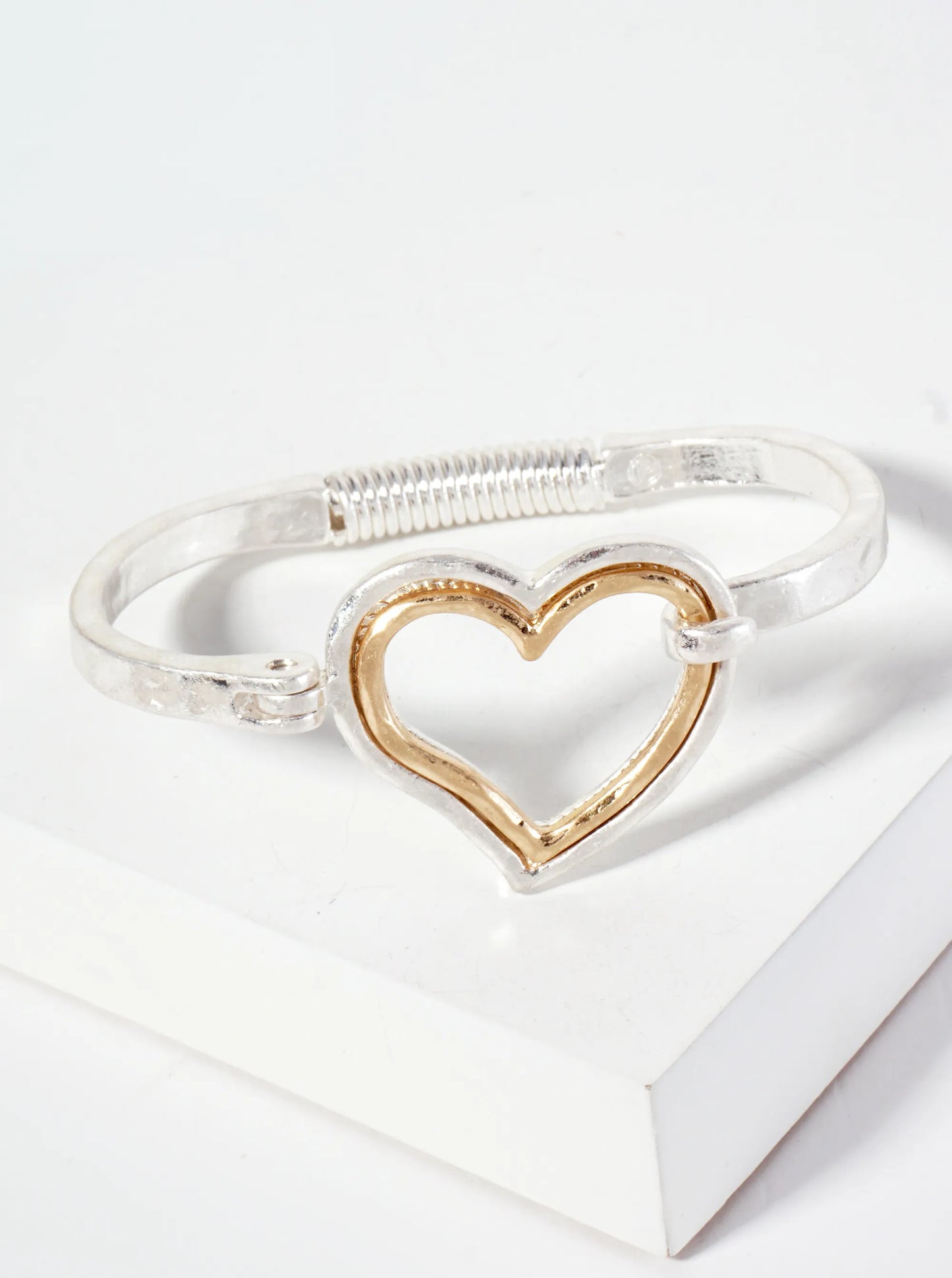 Hammered-Texture Metal Dual-Tone Heart-Shaped Hook-Clasp Hinged Bracelet