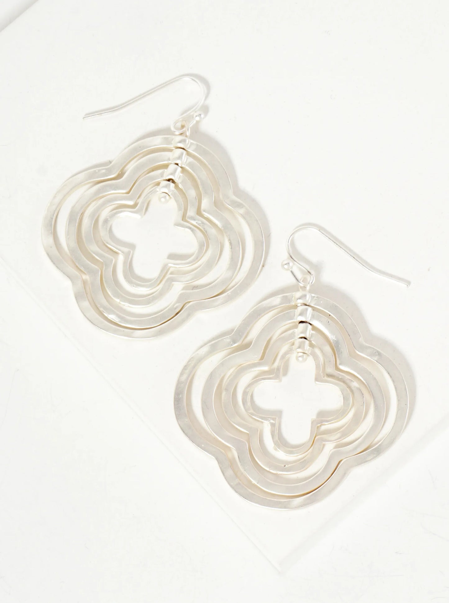 Hammered-Texture Metal Layered Quatrefoils Drop Dangle Earrings