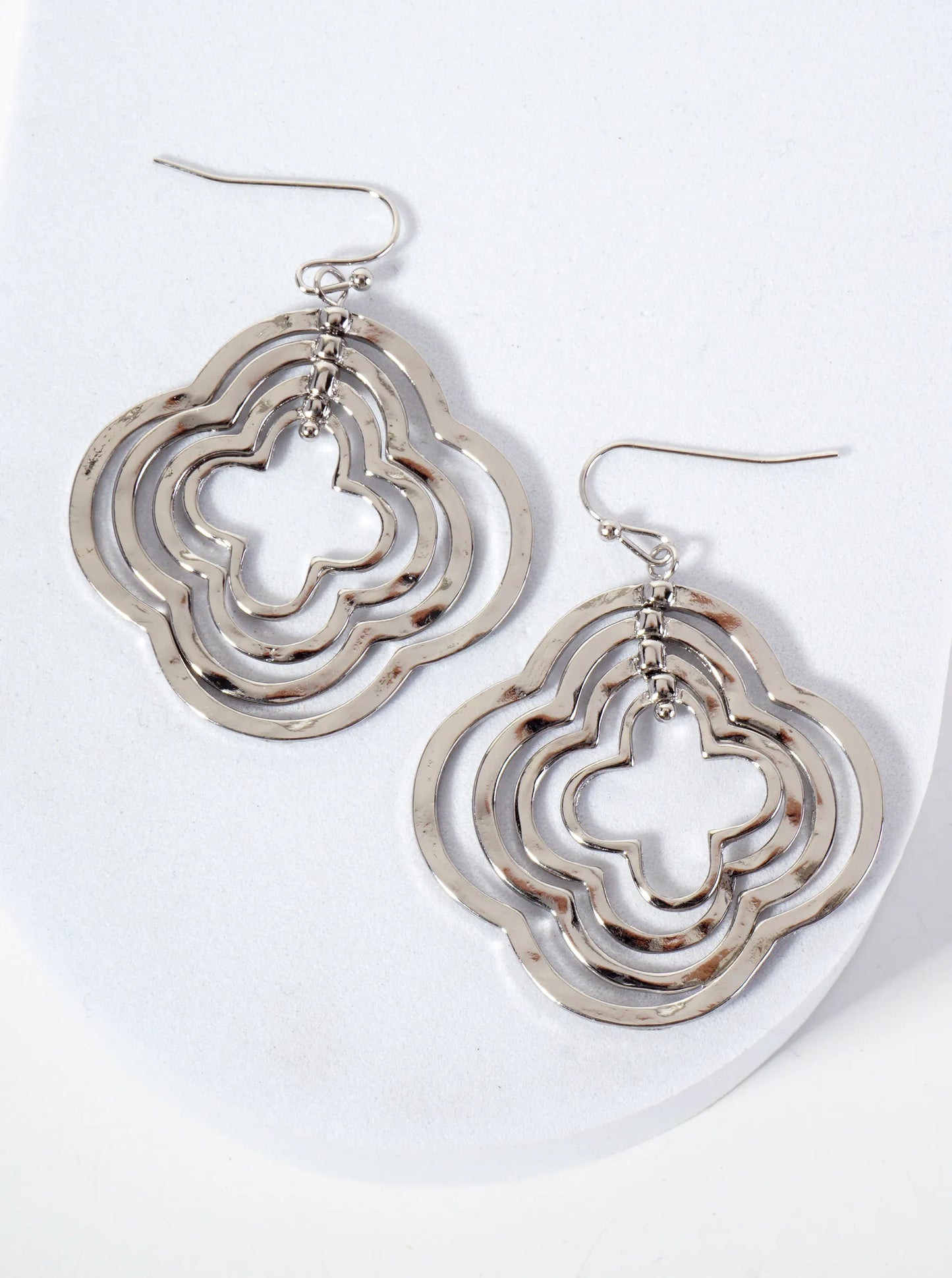 Hammered-Texture Metal Layered Quatrefoils Drop Dangle Earrings