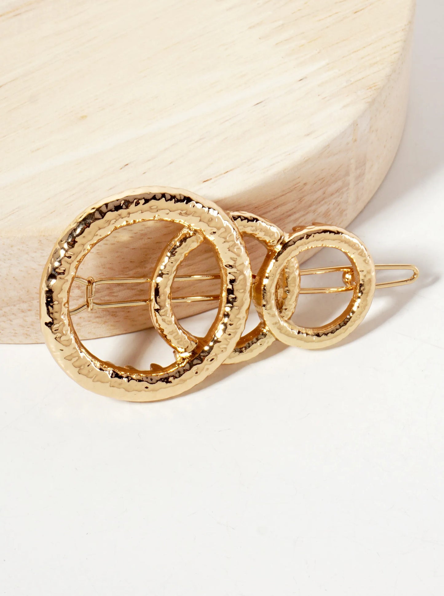Hammered-Texture Three Overlapping Circles Metal Casting Hair-Pin