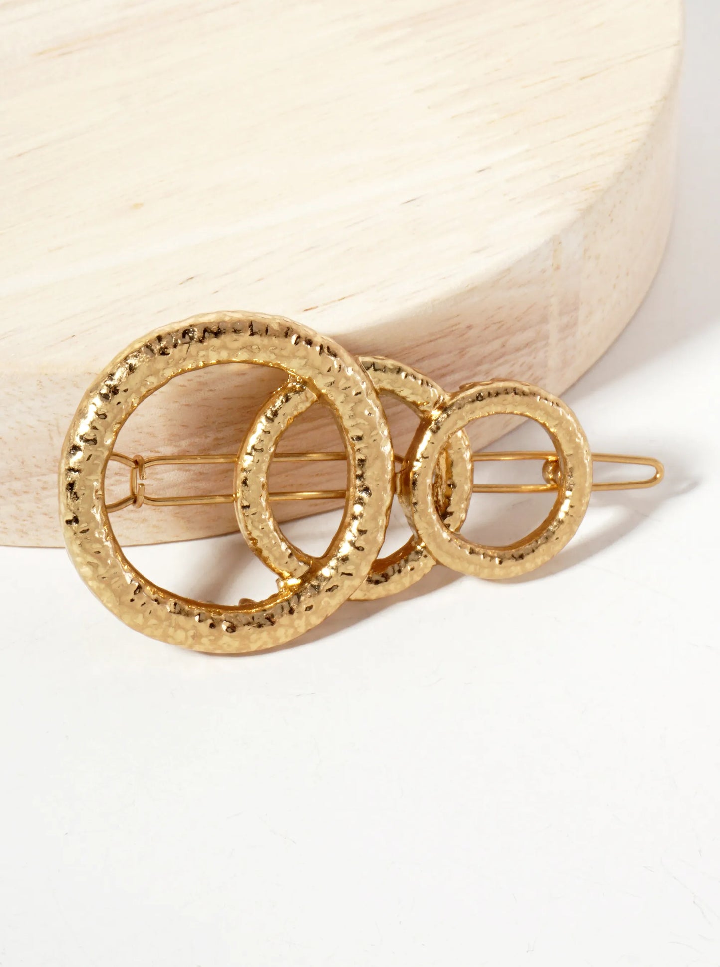 Hammered-Texture Three Overlapping Circles Metal Casting Hair-Pin