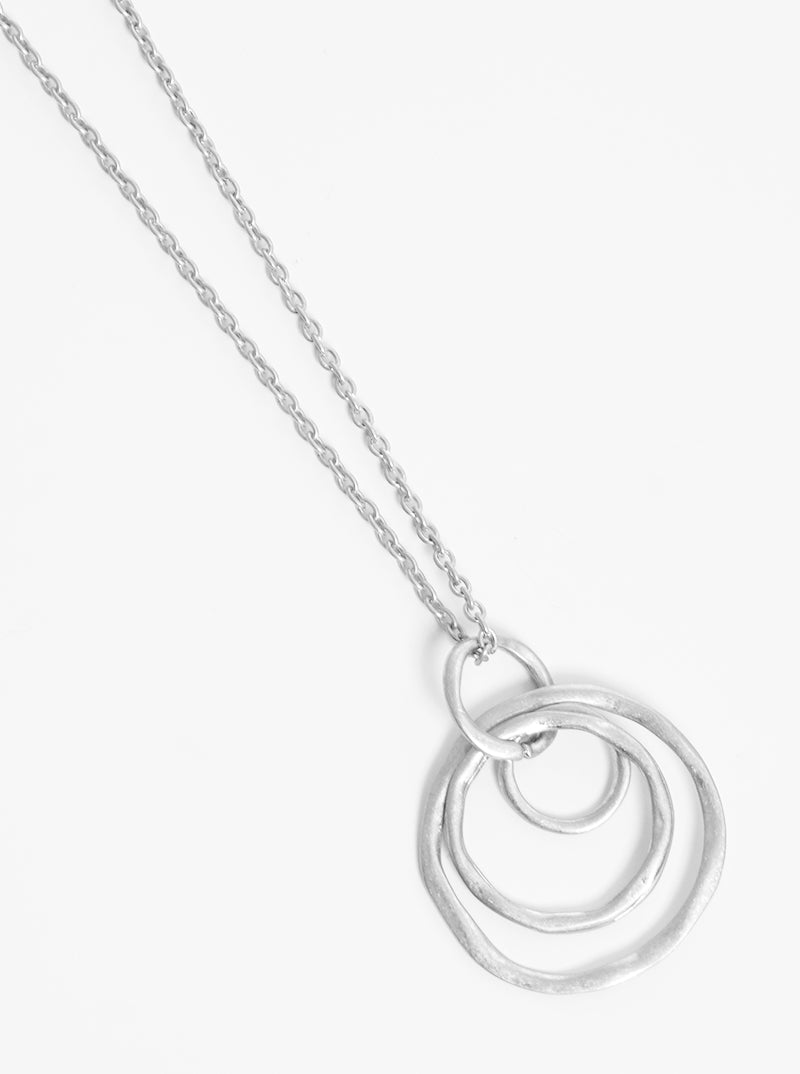 Hammered Metal Linked Circle Pendant Long Necklace