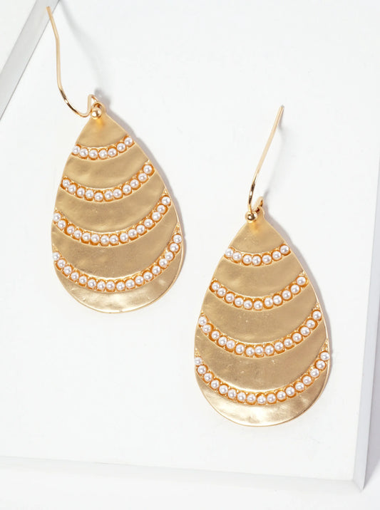 Hammered-texture Teardrop Earrings With Pearls Arranged In A Wavy Curve