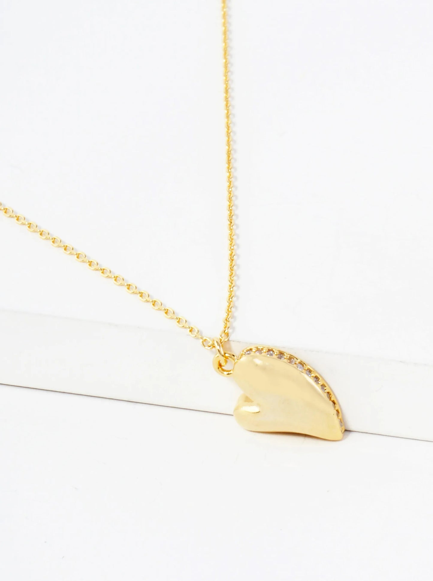 Heart CZ-Stones Set-on-the-Sides Pendant Hypoallergenic 18K-Gold-Dipped Necklace