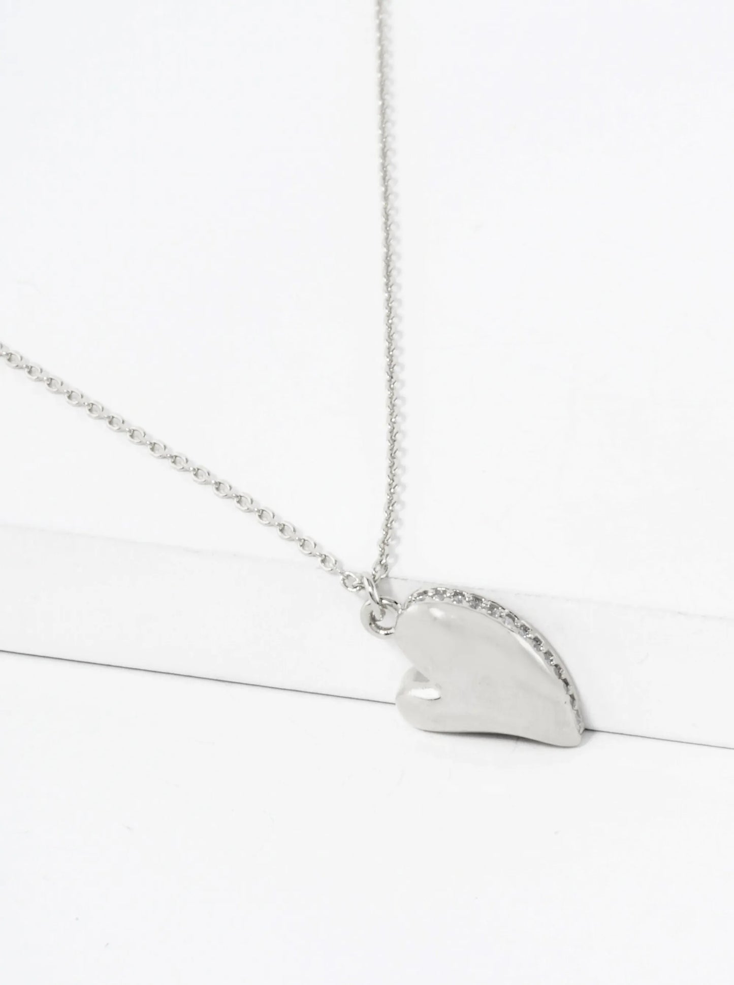 Heart CZ-Stones Set-on-the-Sides Pendant Hypoallergenic 18K-Gold-Dipped Necklace