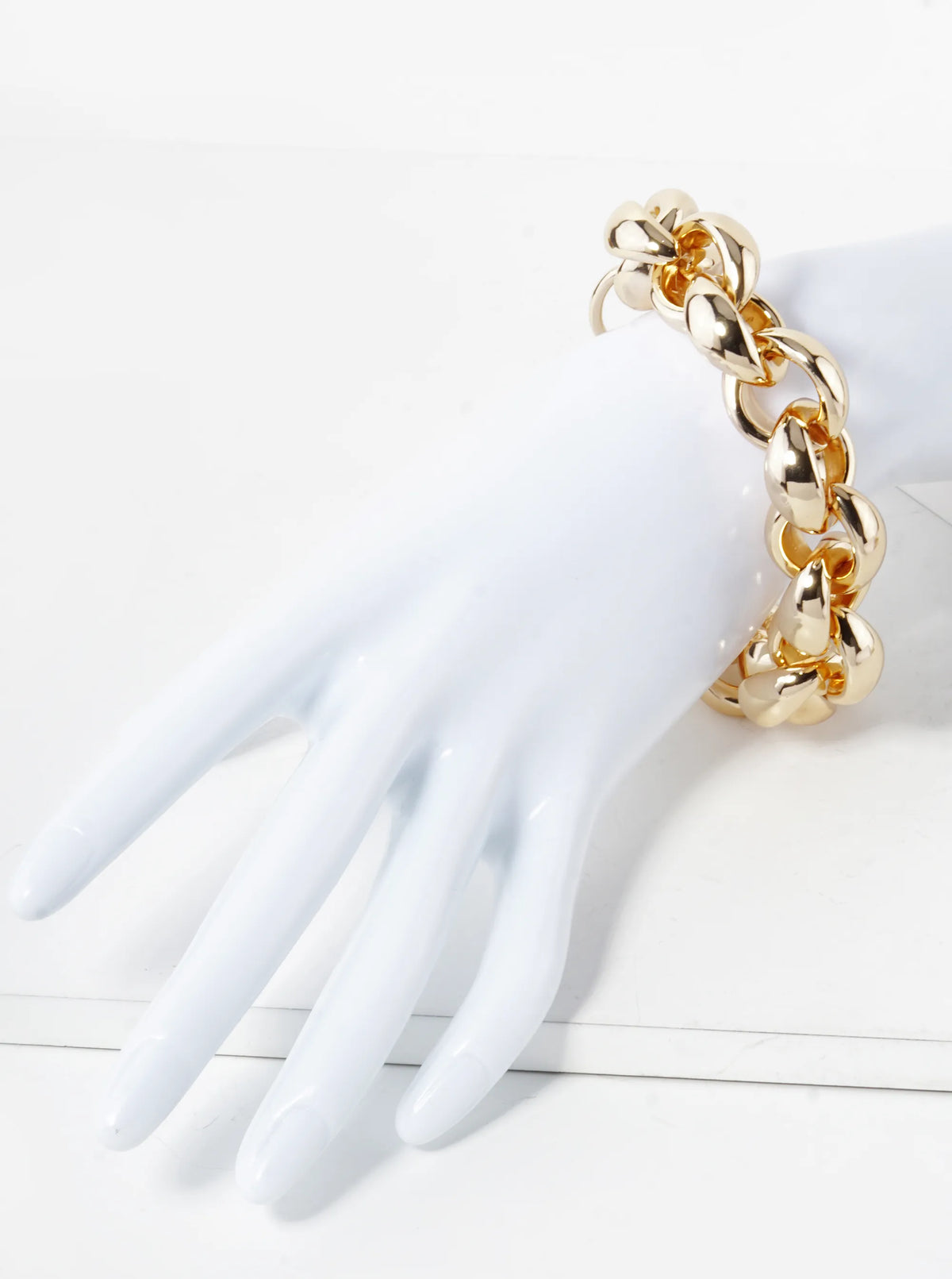 Hollow Metallic Chunky Chain Bracelet