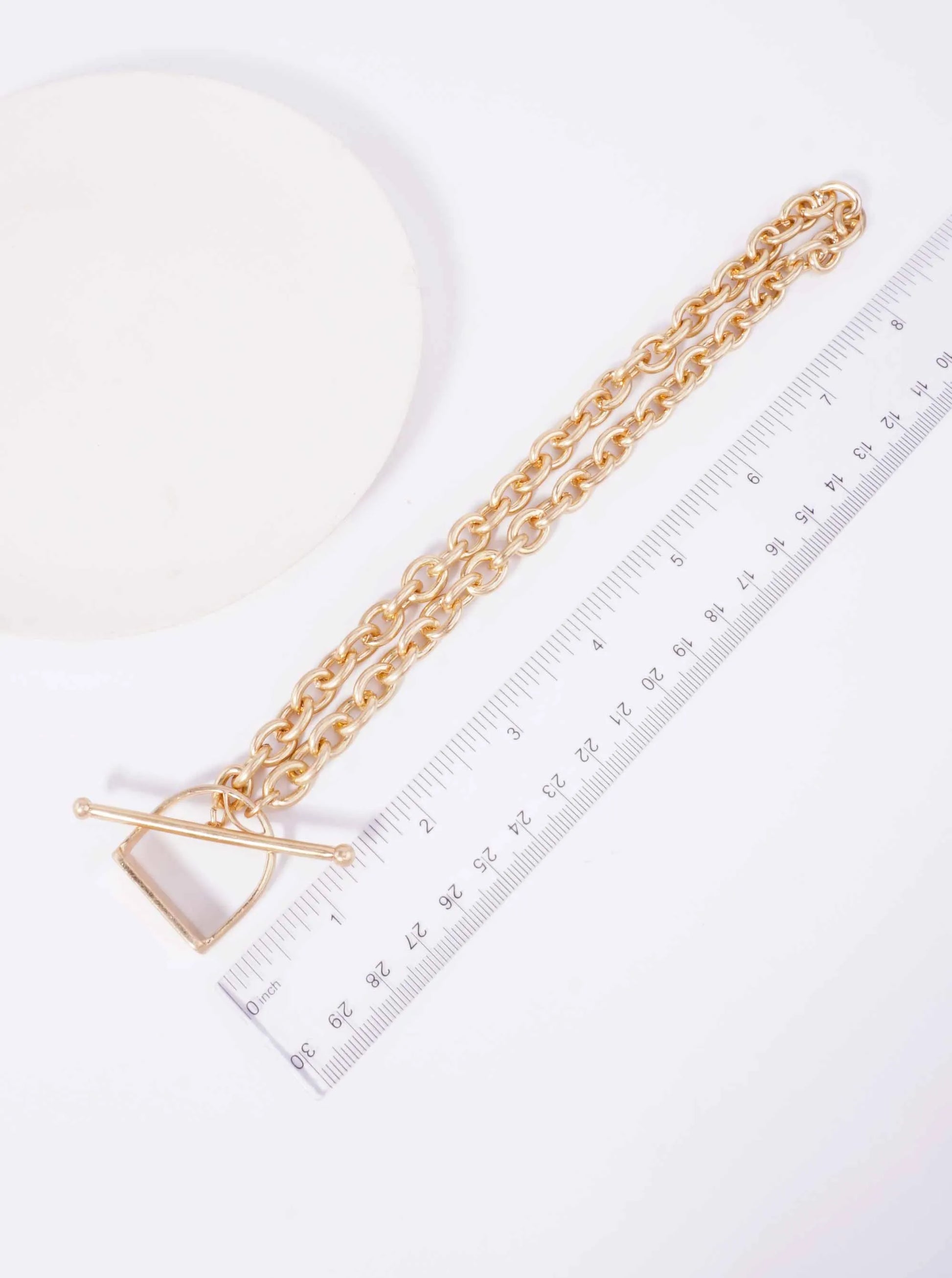 Horsebit-Toggle-Clasp-Choker-Necklace-150-SN5000-WG-2-TGQSF815074326K1242.jpg