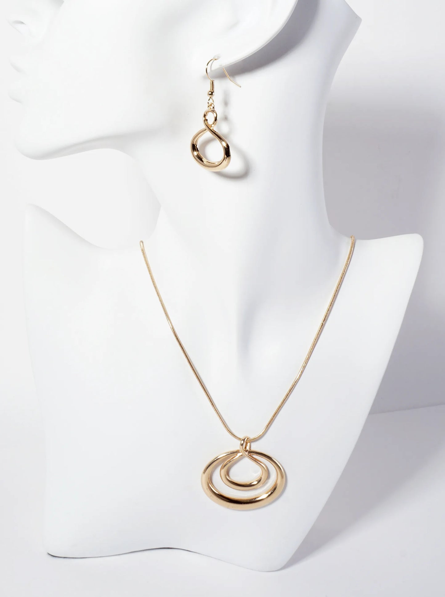 Infinity-Shaped Double Oval Pendant Necklace Set-with-Earrings