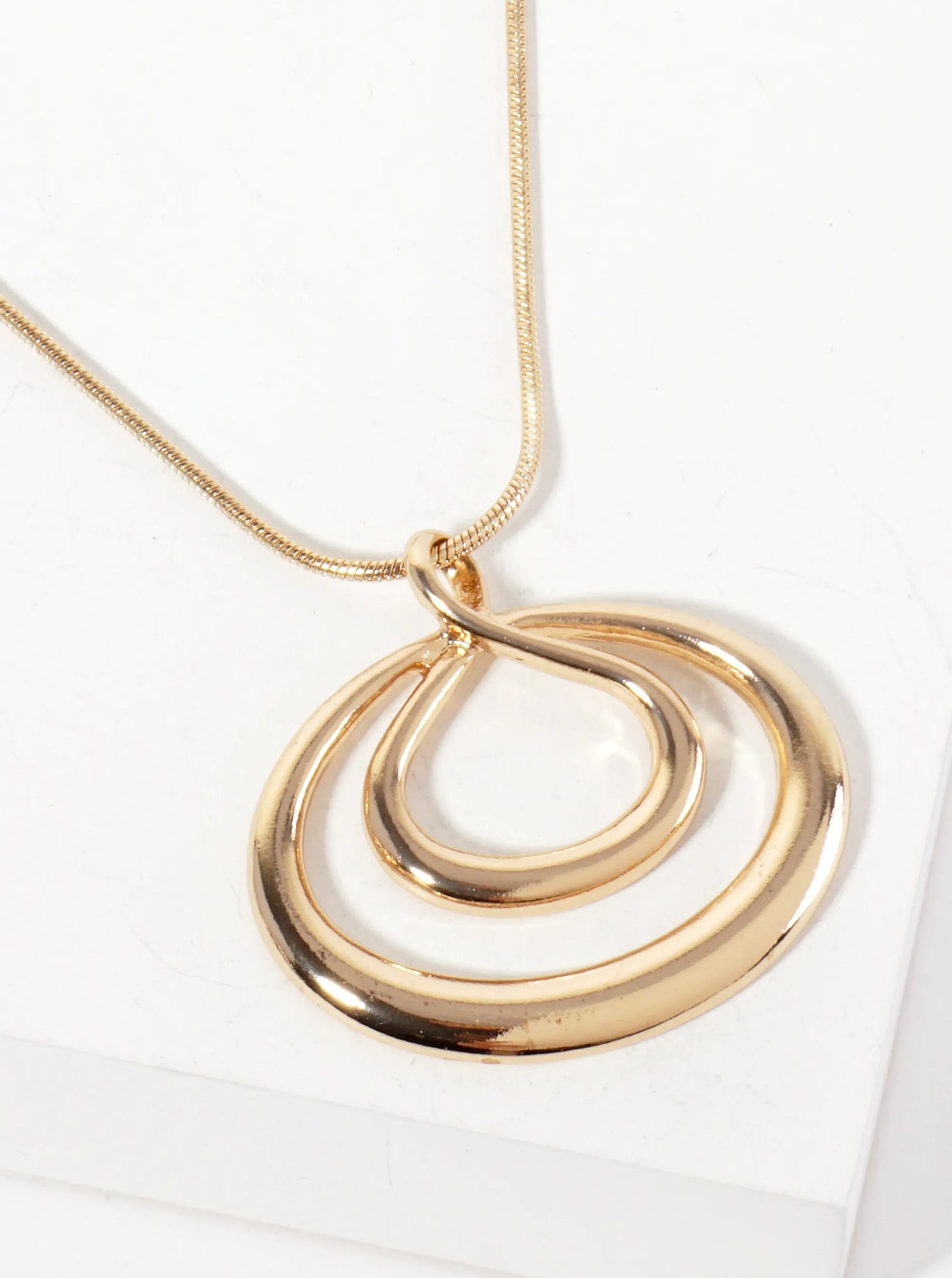 Infinity-Shaped Double Oval Pendant Necklace Set-with-Earrings