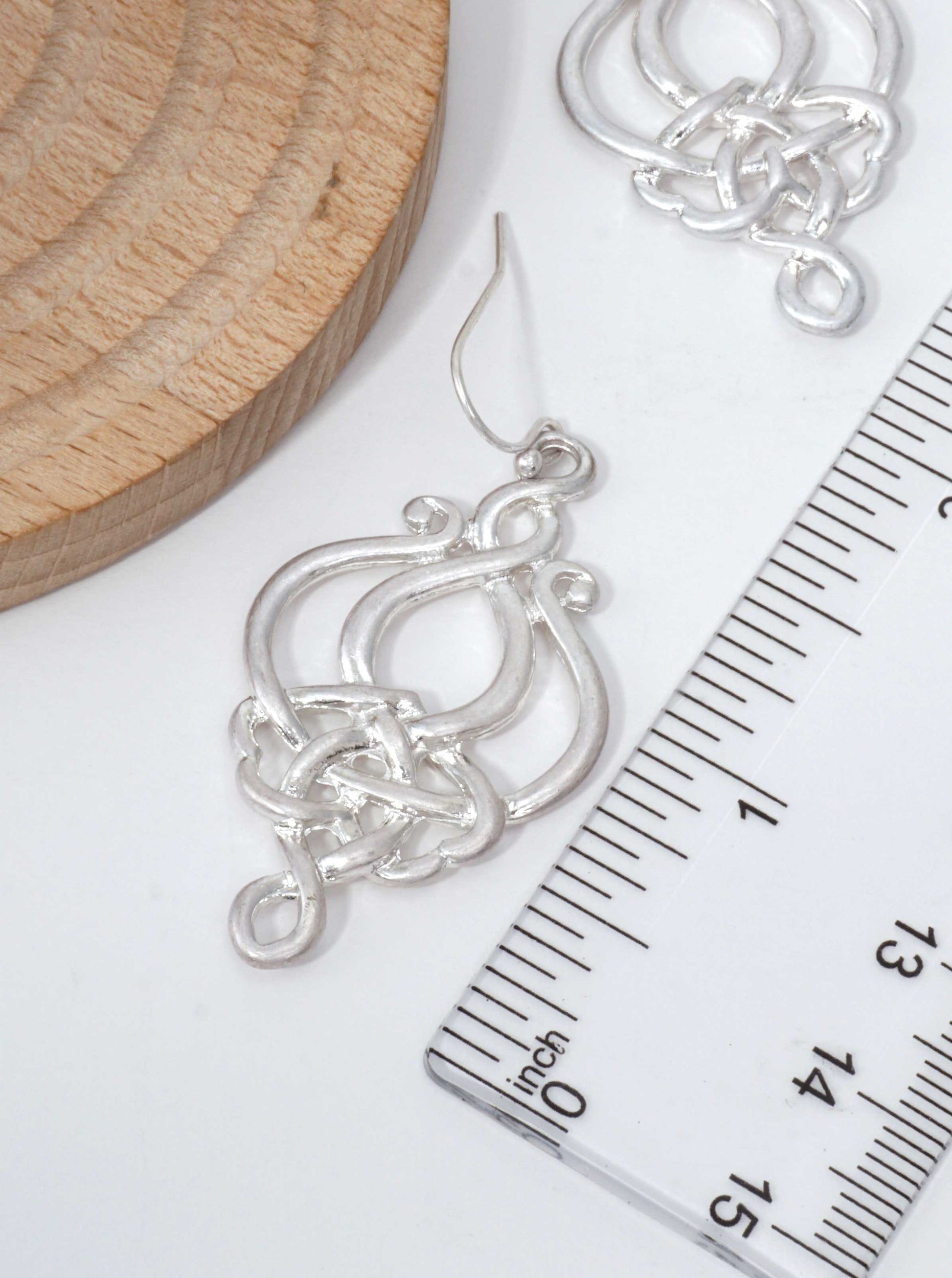 Interlaced-Knot-Dangle-Earrings-33-HE2431-WS-1-4K14JW20064626K1009.jpg